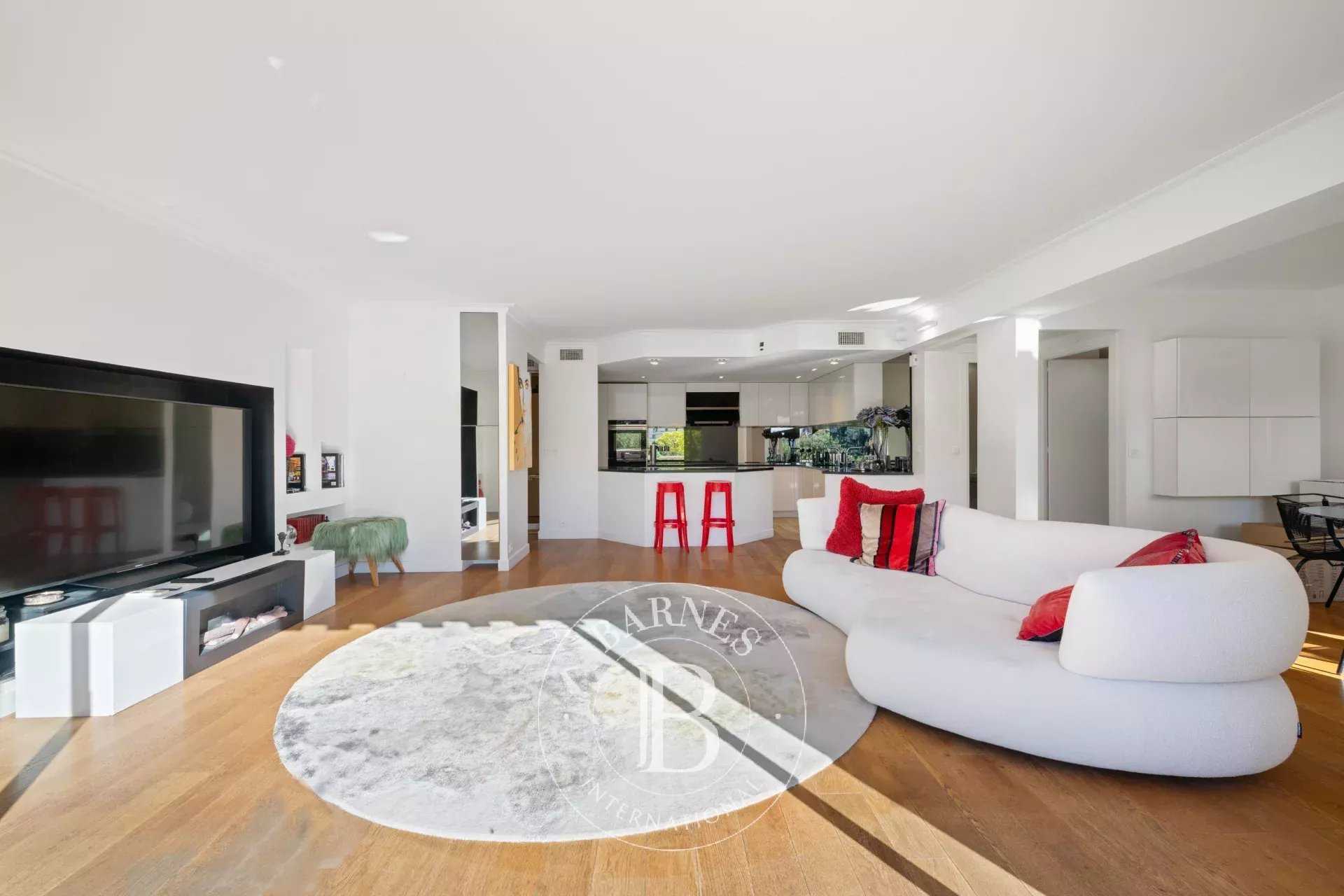 Villefranche-sur-Mer  - Appartement 5 Pi&egrave;ces 2 Chambres