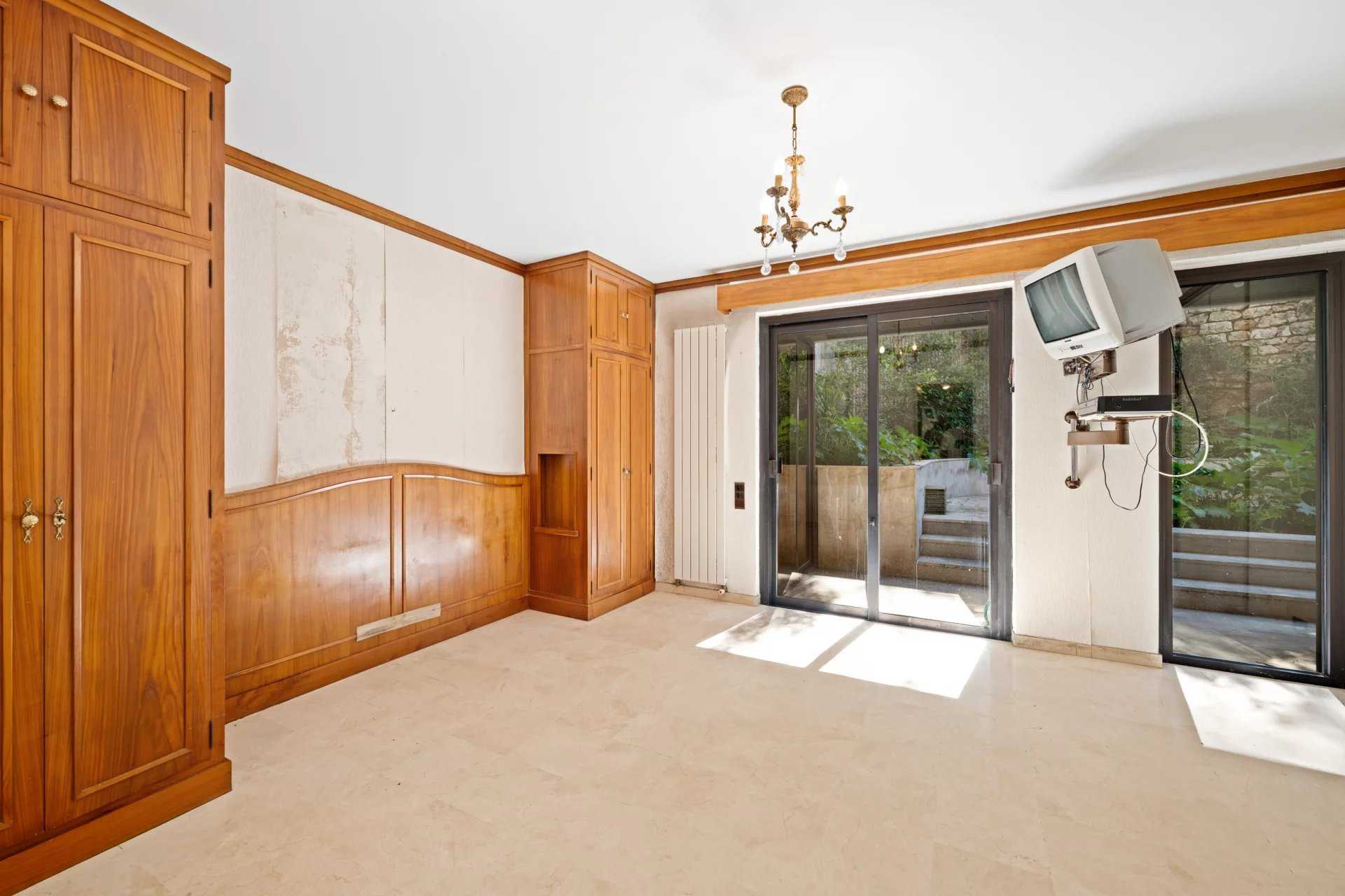 Nice  - Appartement 3 Pi&egrave;ces 2 Chambres