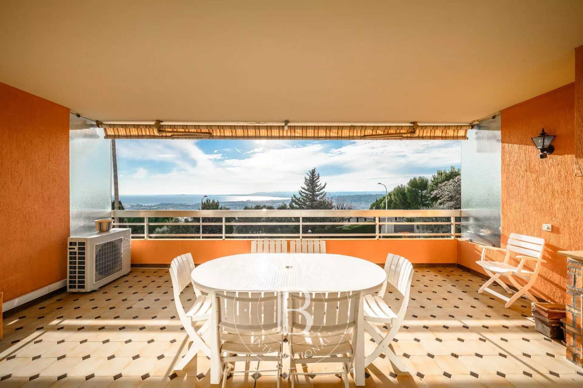 Nice  - Appartement 3 Pièces 2 Chambres