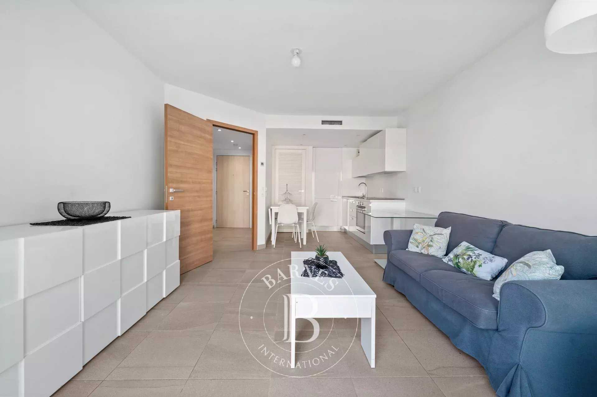 Beausoleil  - Appartement 2 Pièces, 1 Chambre