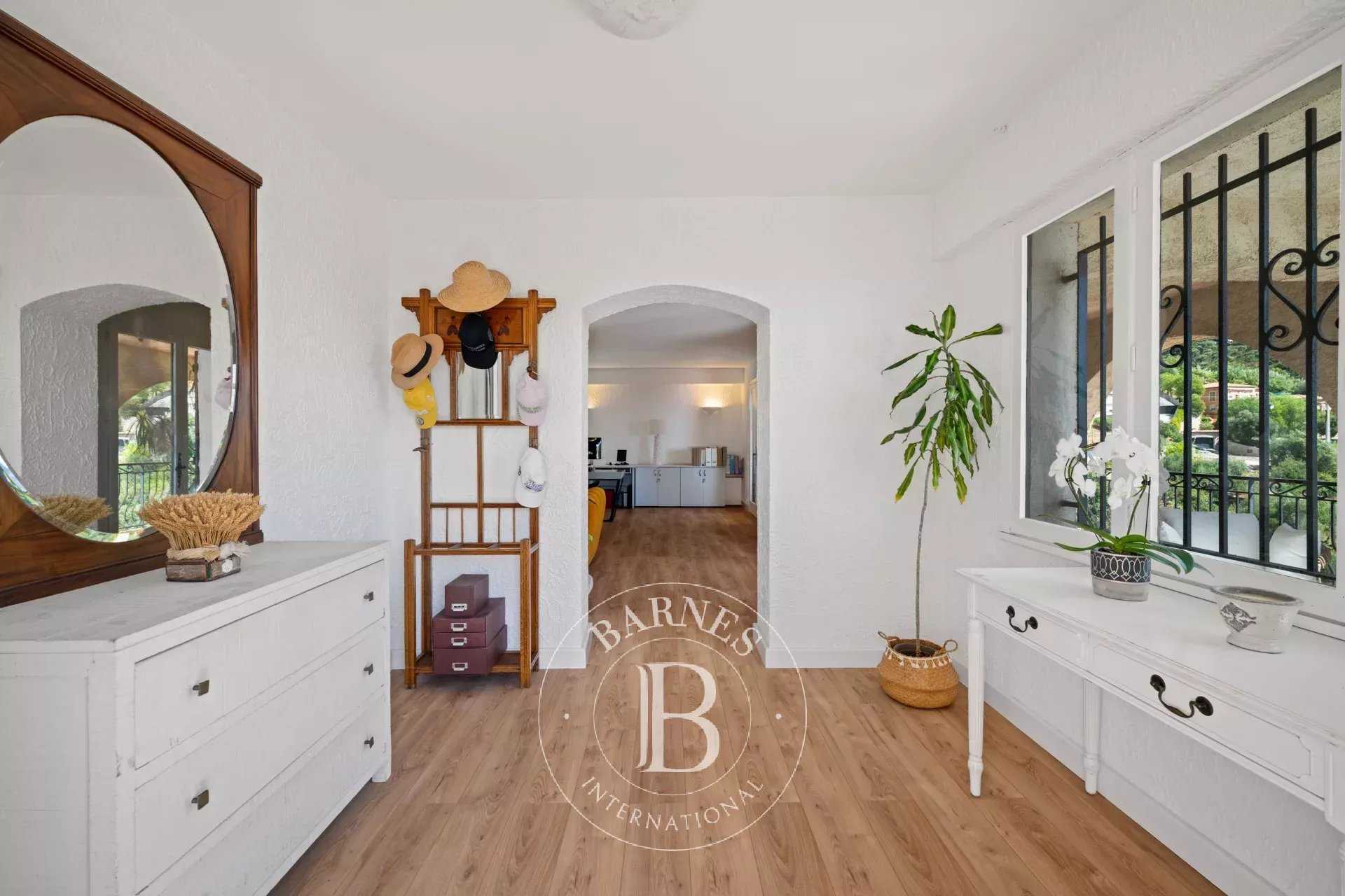 Èze  - Appartement 4 Pièces 3 Chambres