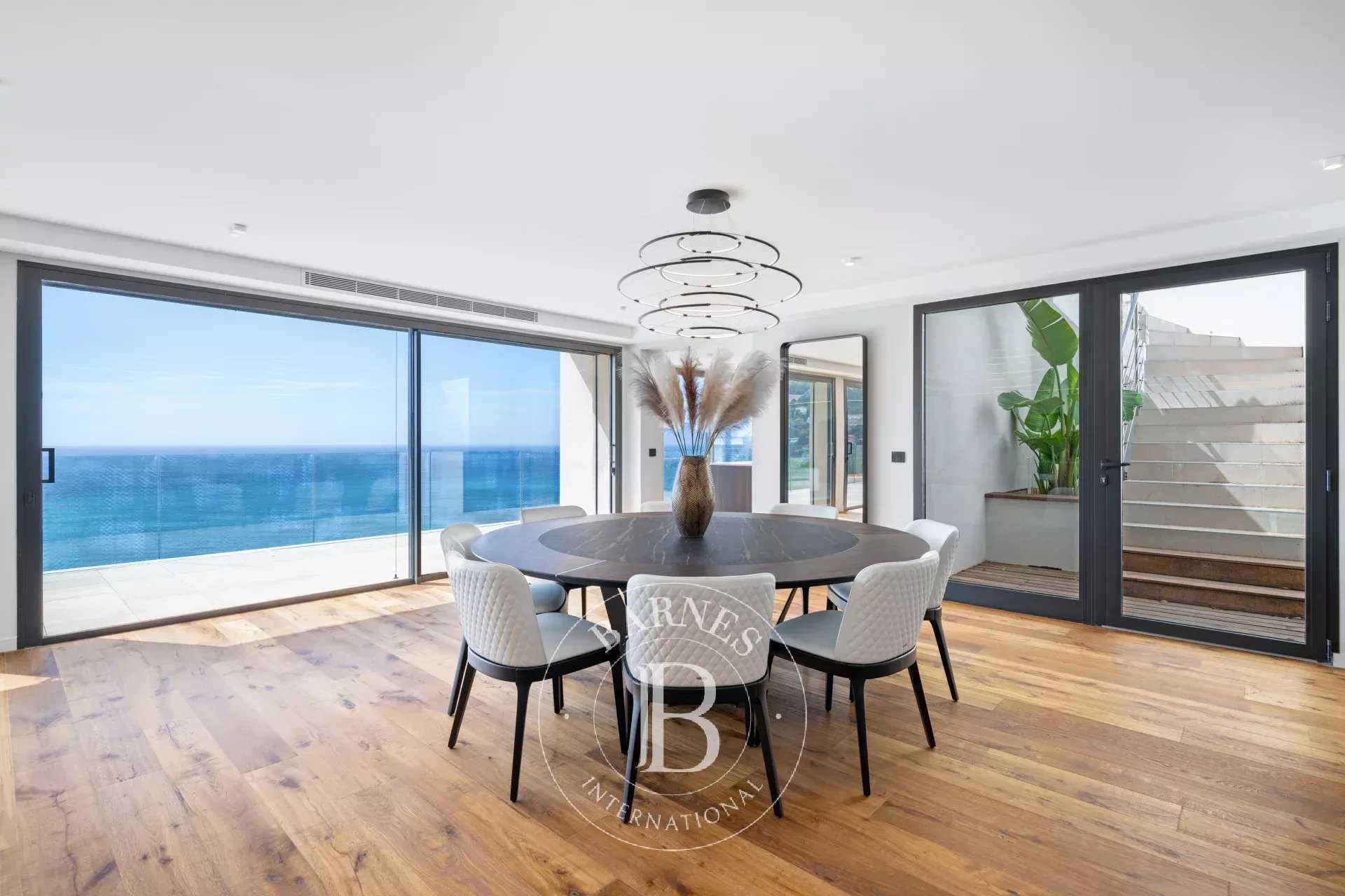 Apartment Roquebrune-Cap-Martin  -  ref 84031901 (picture 1)