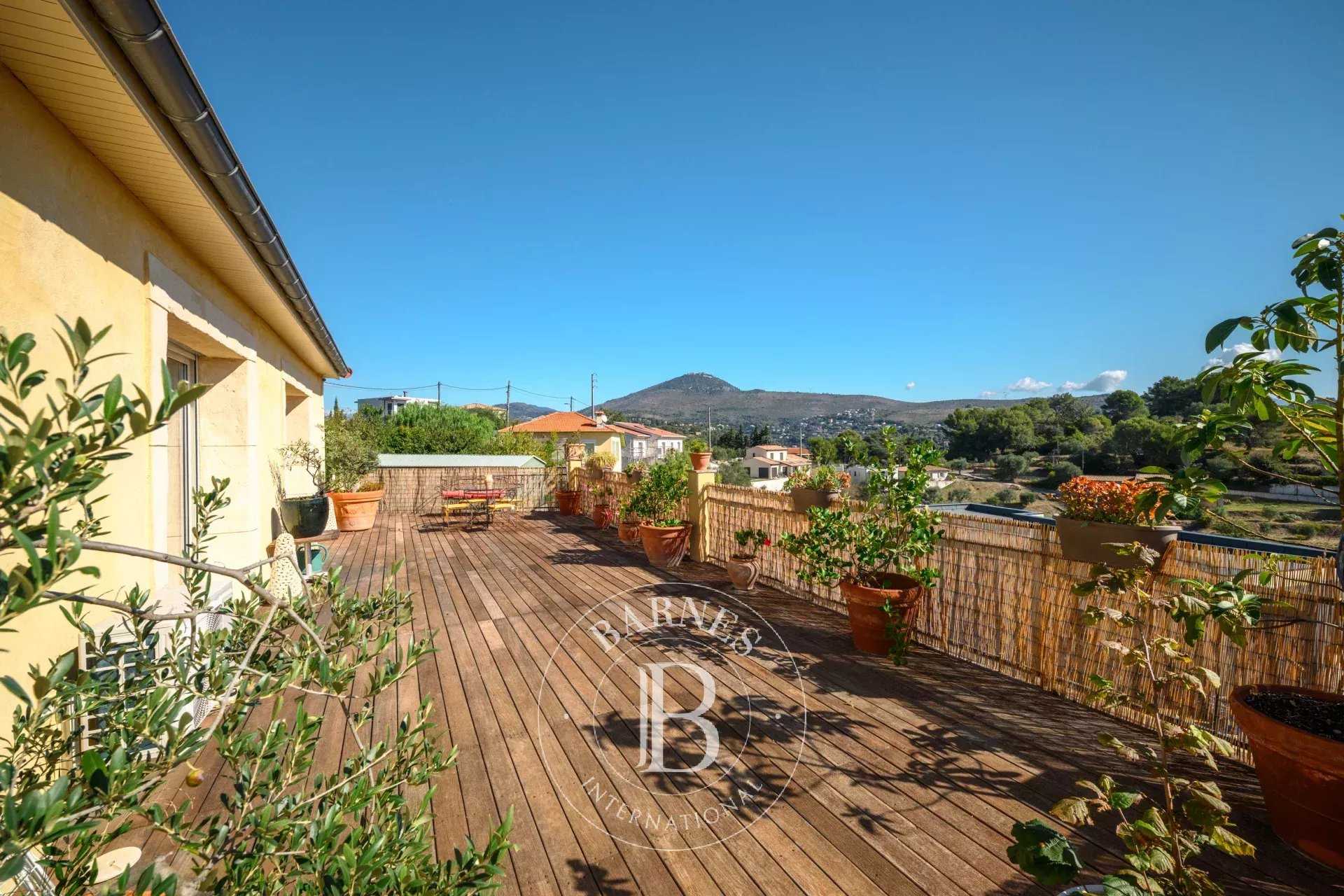Maison Nice 06100  -  ref 86232316 (picture 3)
