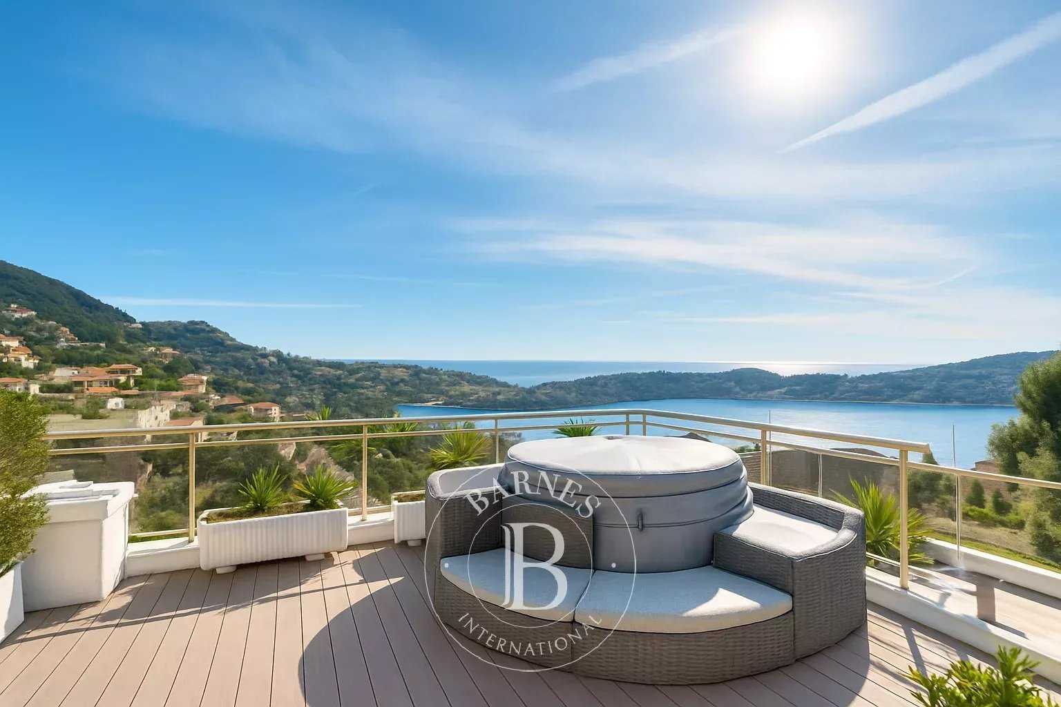 Villa Villefranche-sur-Mer  -  ref 8102028 (picture 1)