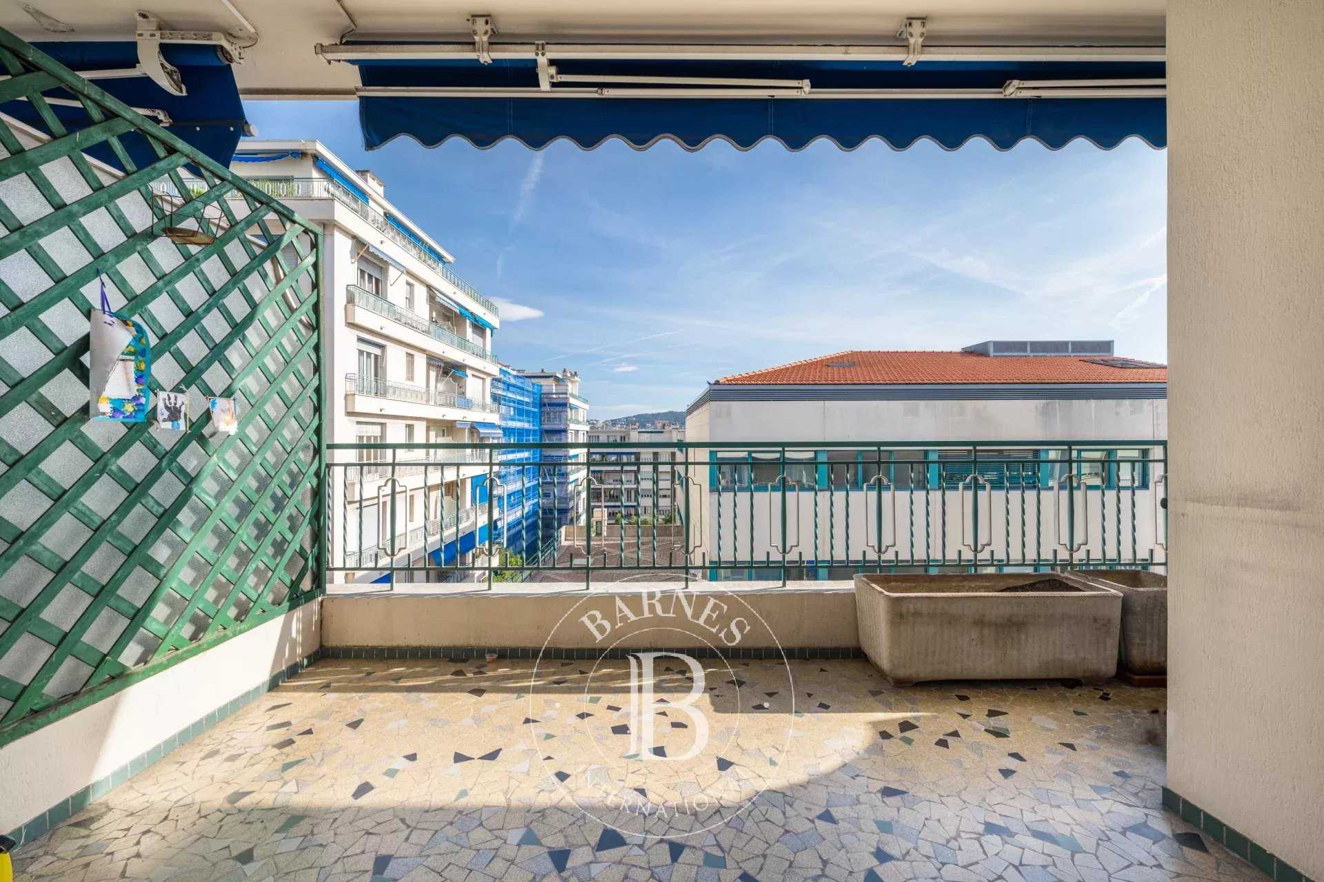 Appartement Nice 06000  -  ref 83508435 (picture 1)