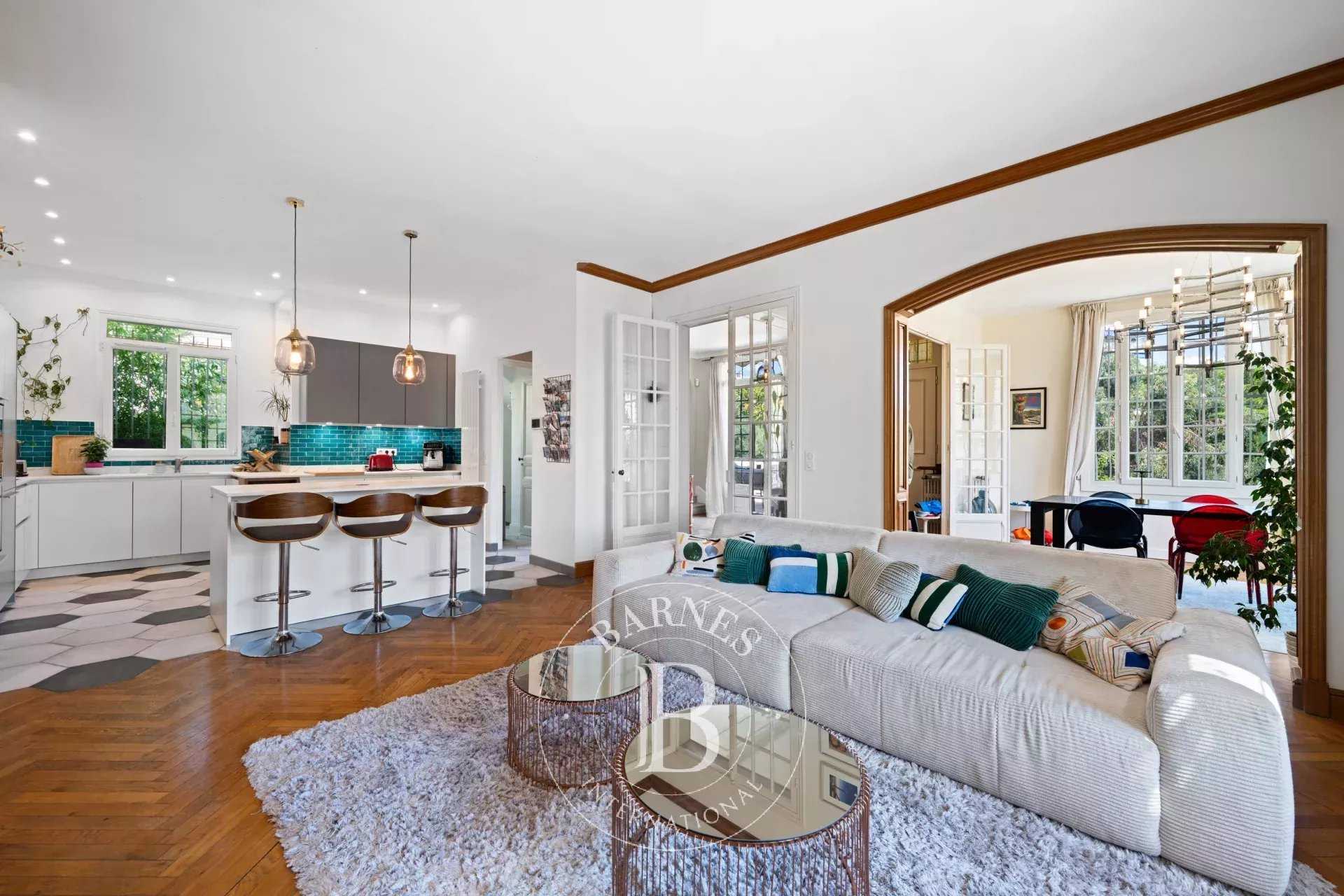 Villa Nice 06200  -  ref 85636715 (picture 1)