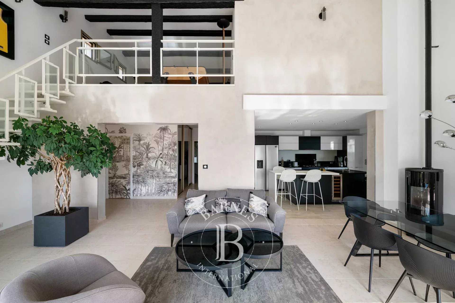 Villa Nice 06200  -  ref 86140970 (picture 3)
