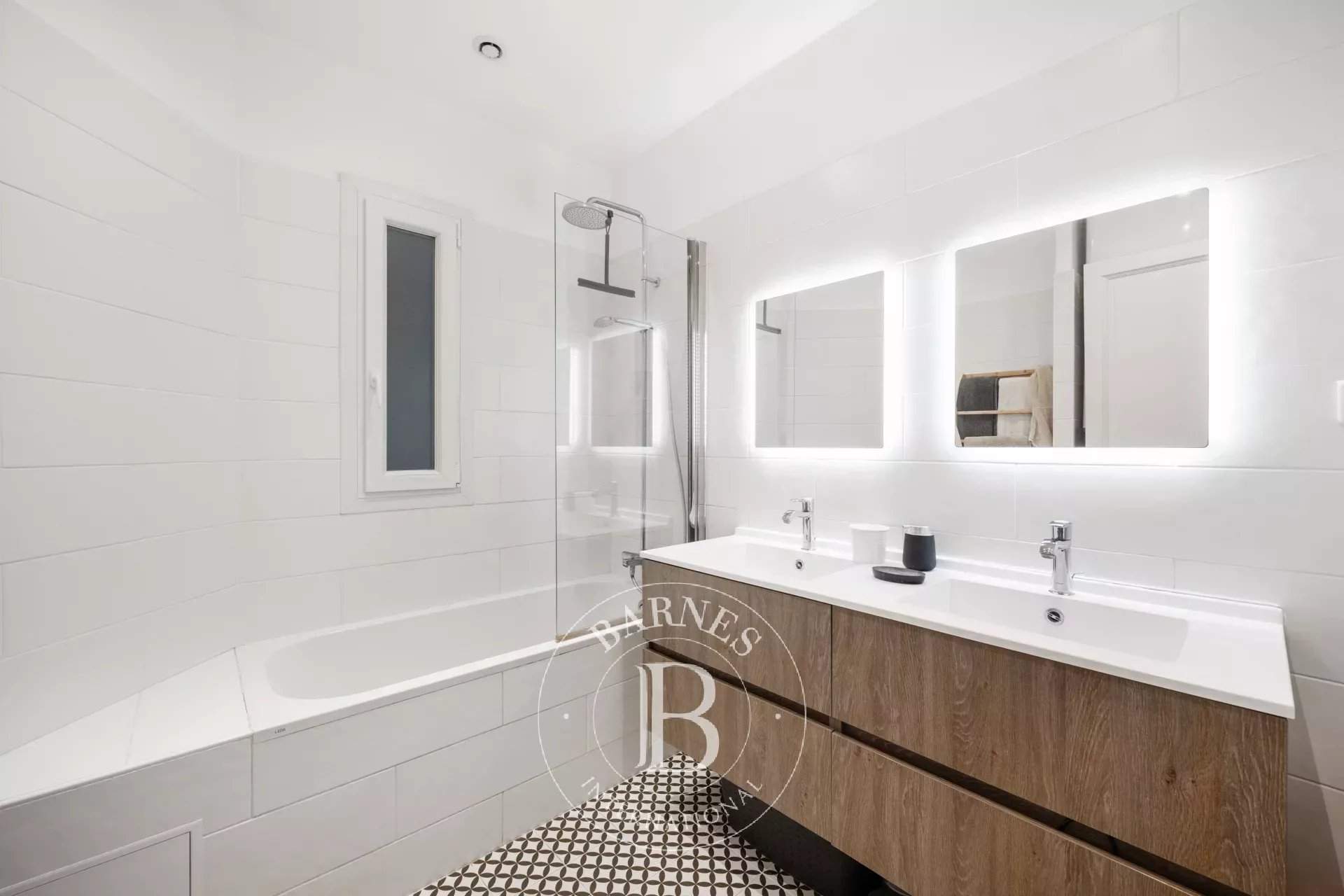 Nice  - Appartement 4 Pi&egrave;ces 3 Chambres - picture 12