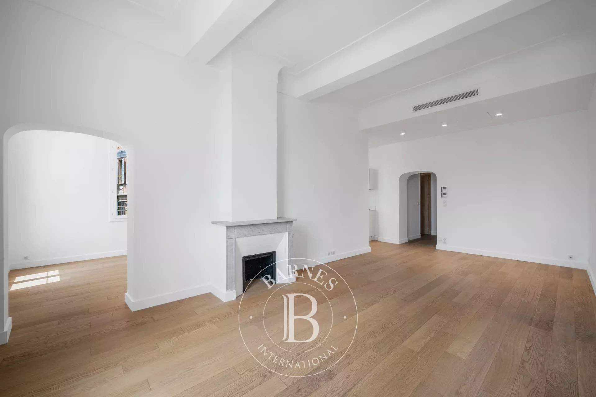 Nice  - Apartment 3 Bedrooms - picture 1