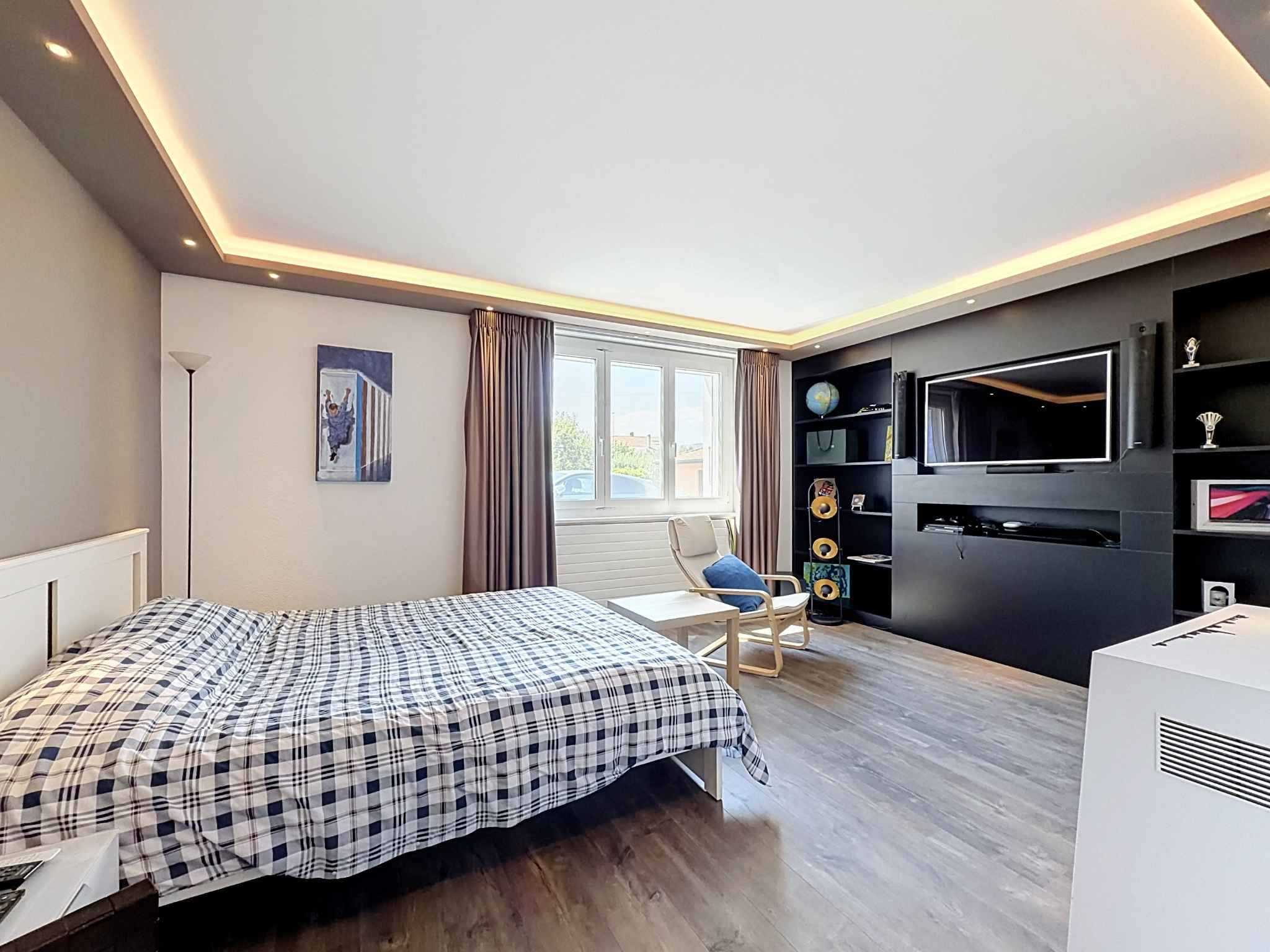 Savagnier  - Maison 6.5 Pi&egrave;ces 5 Chambres