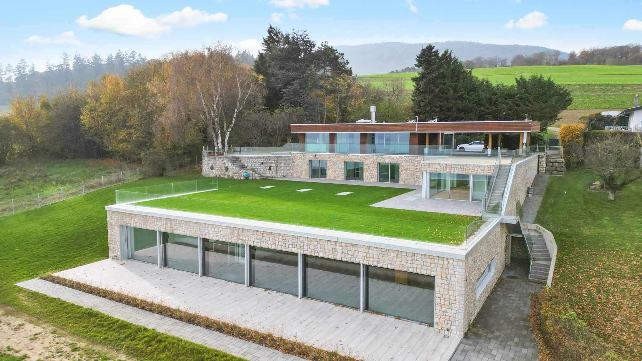 Vaumarcus  - House 7 Bedrooms - picture 1