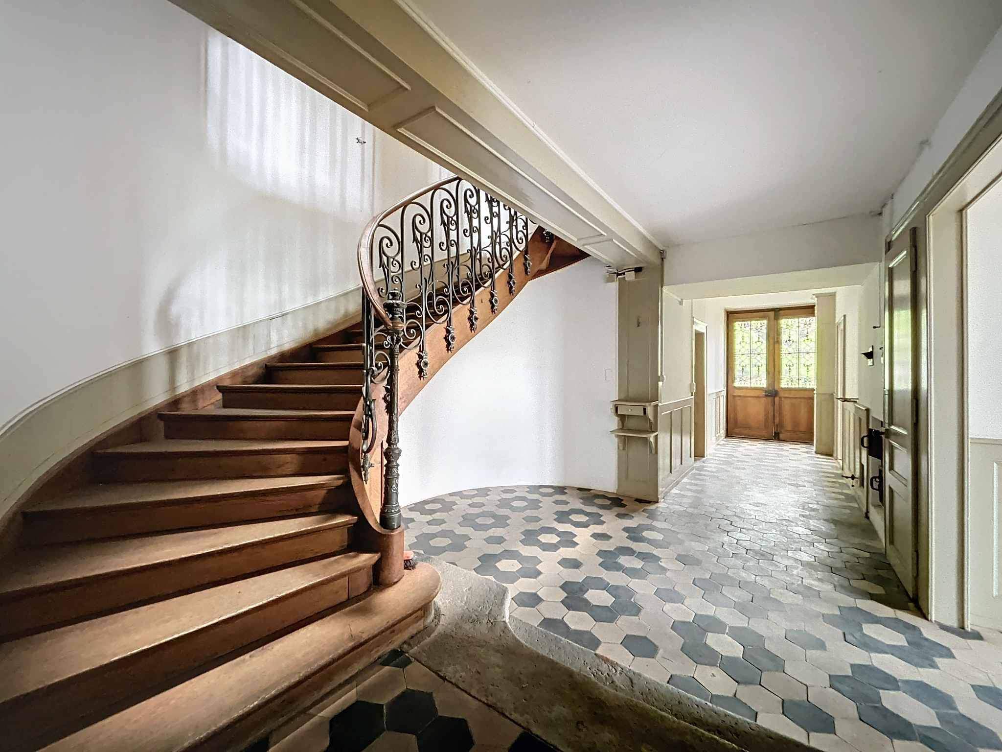 Hauterive NE  - House 9 Bedrooms - picture 7