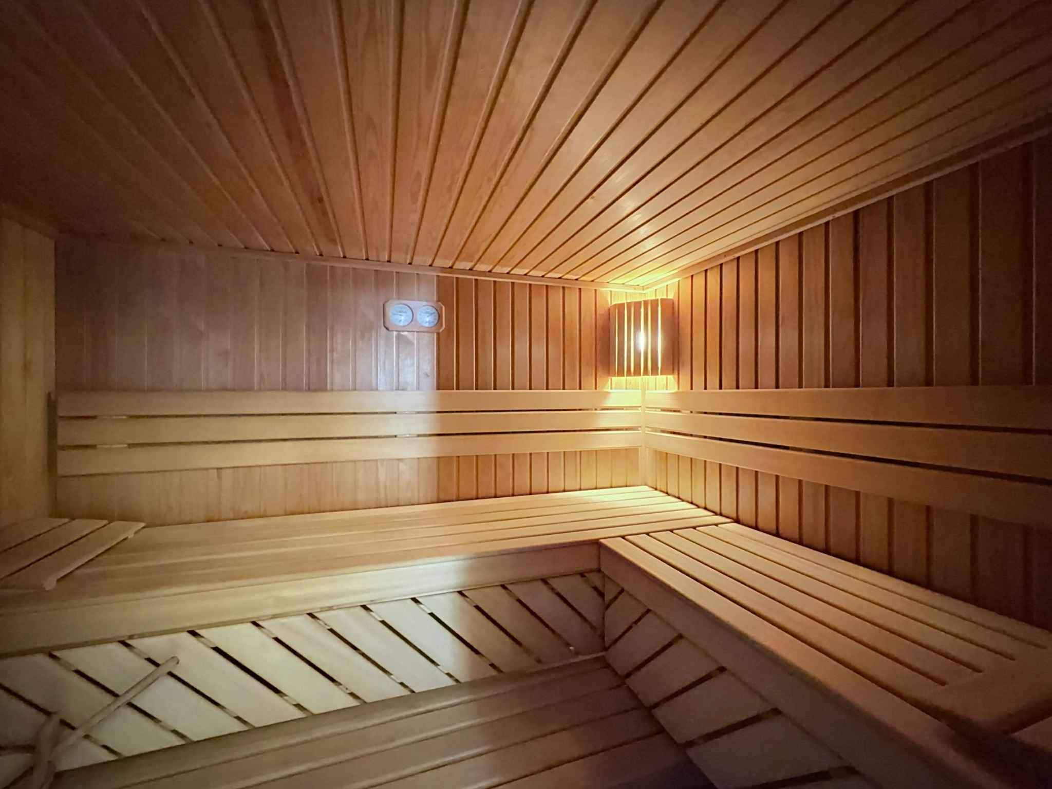 Savagnier  - Maison 6.5 Pi&egrave;ces 5 Chambres - picture 11