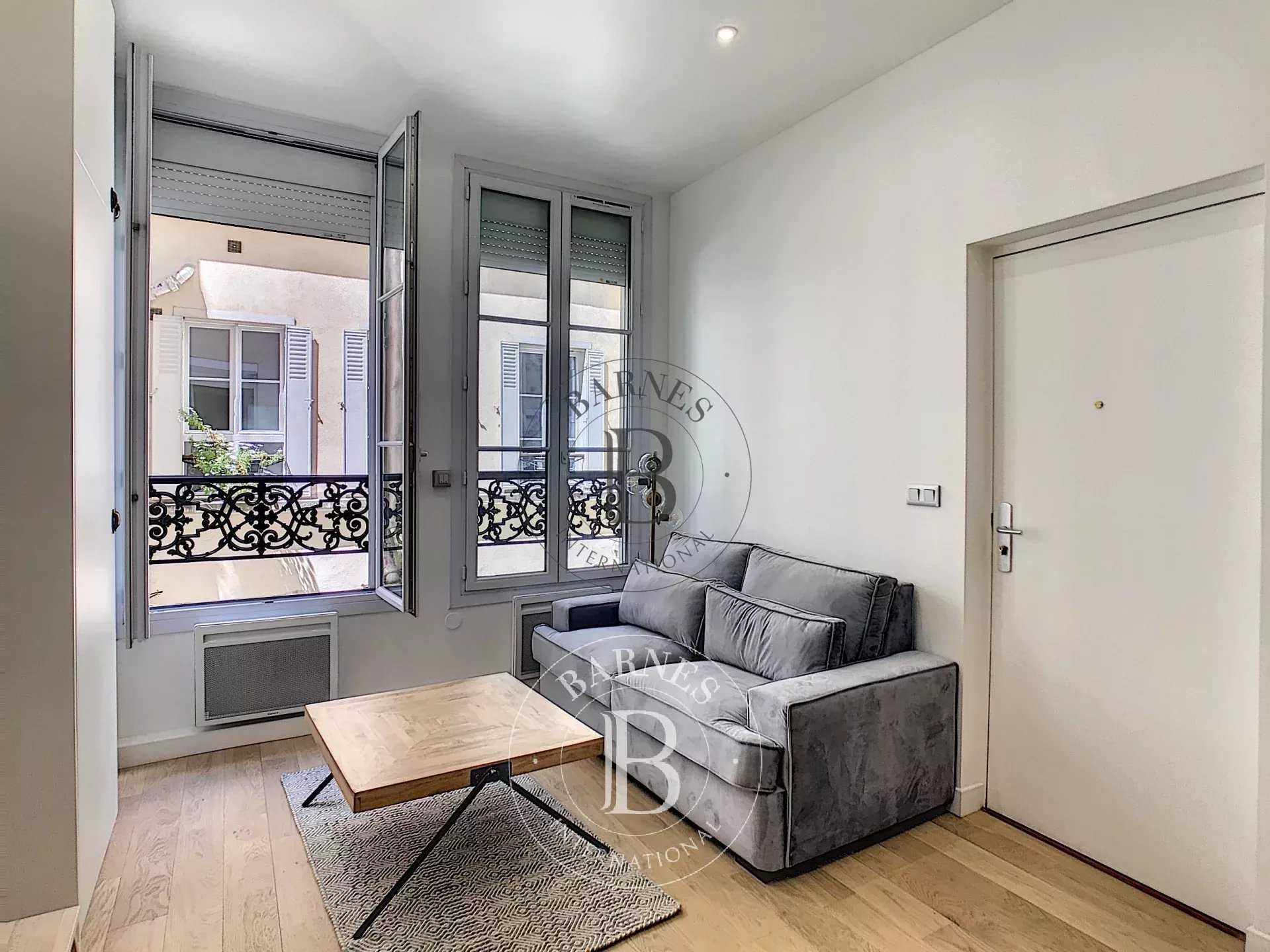 Paris  - Piso 1 Cuarto