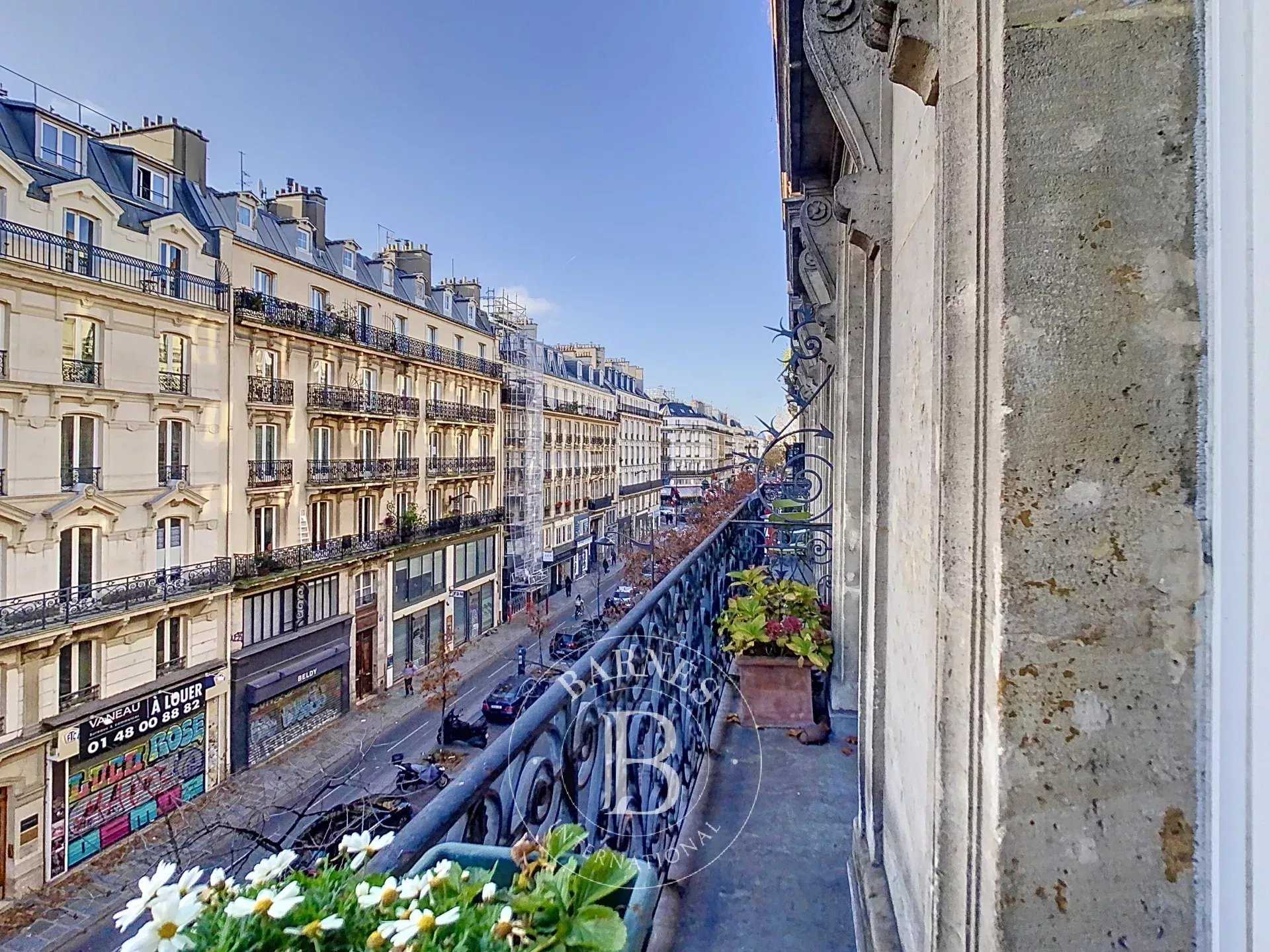 Paris  - Appartement 4 Pièces 2 Chambres
