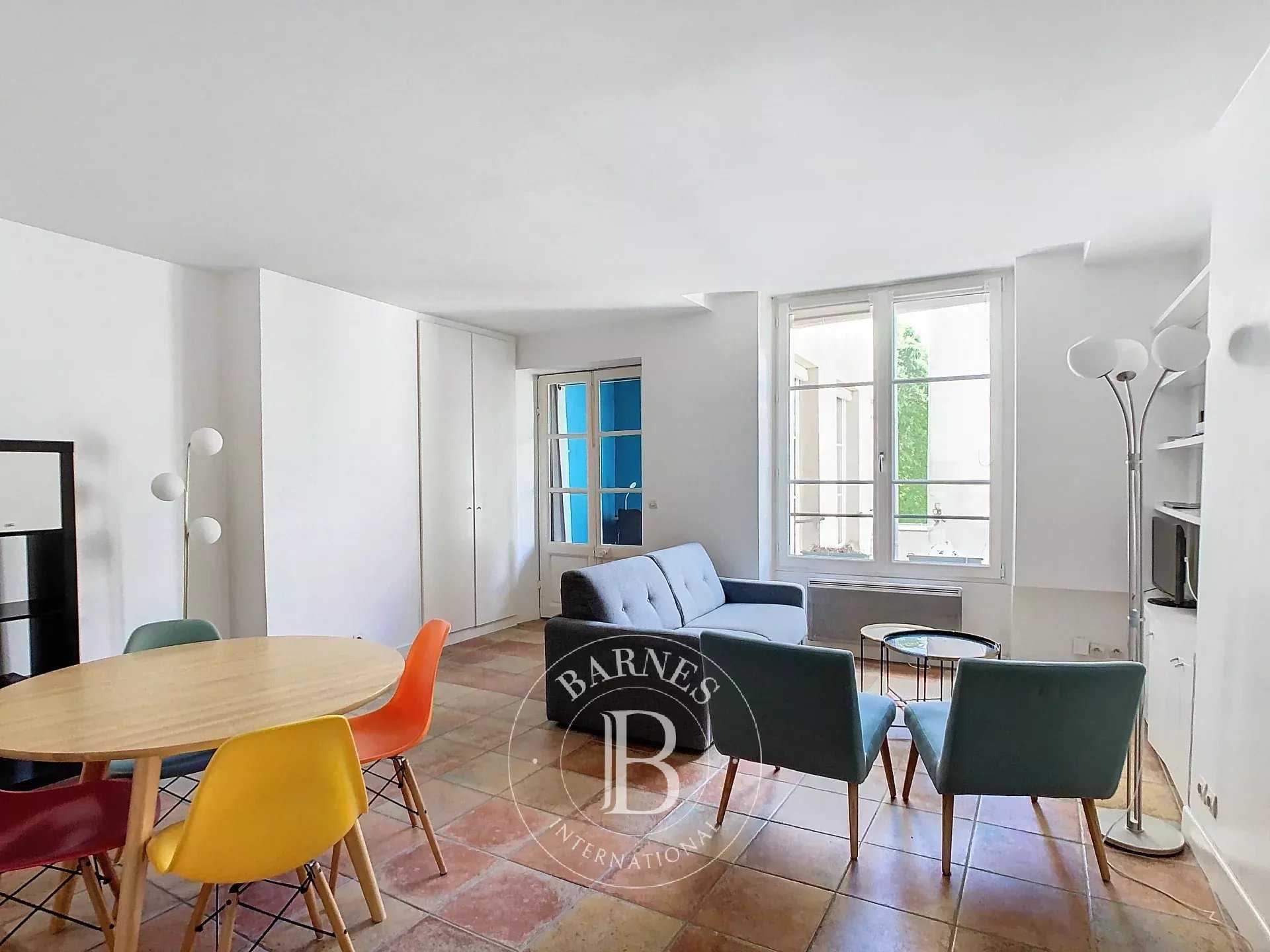 Paris  - Piso 3 Cuartos, 1 Habitacion