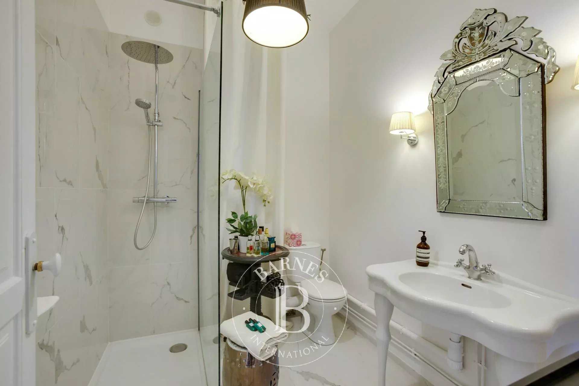 Paris  - Apartment 2 Bedrooms