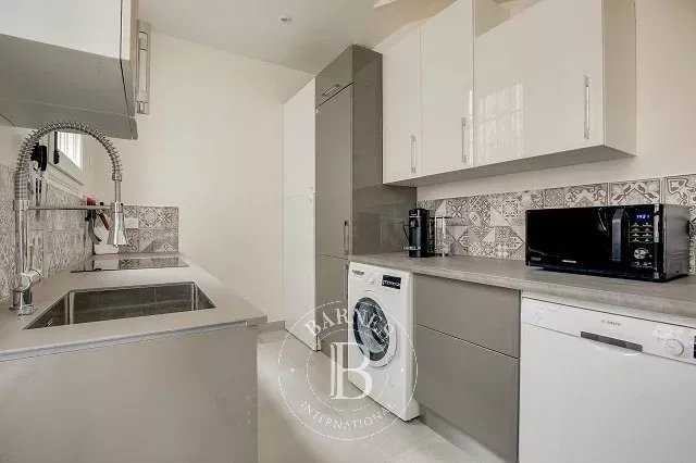 Paris  - Appartement 3 Pièces, 1 Chambre