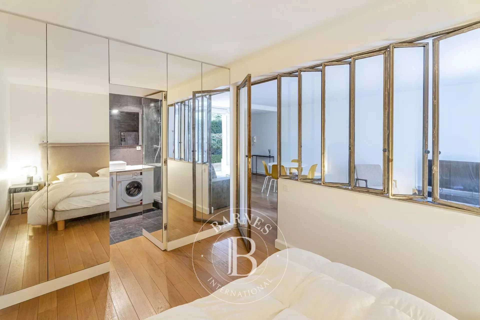 Paris  - Apartment 