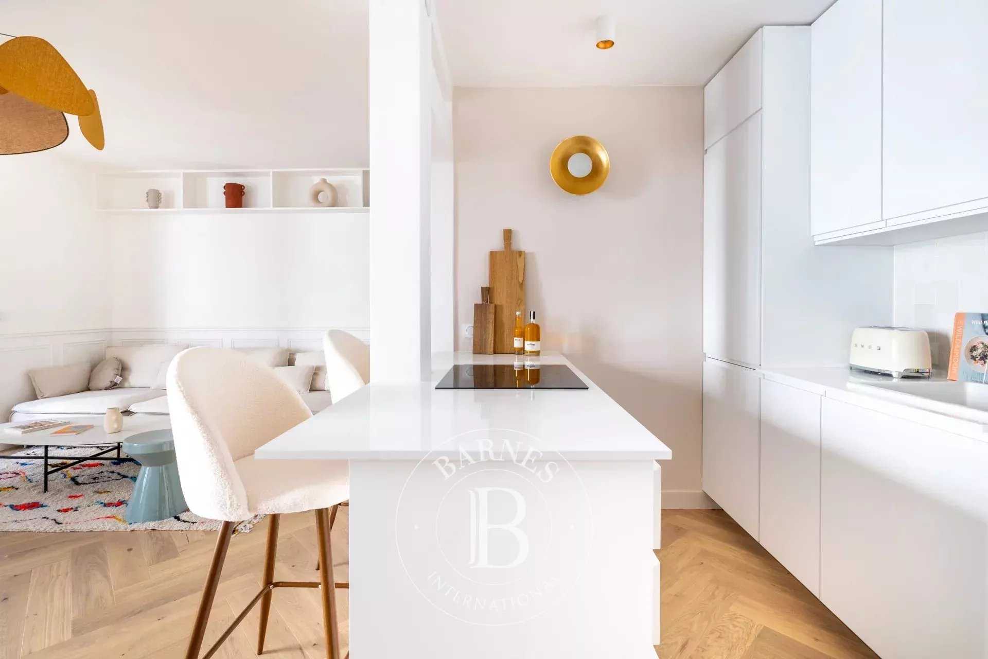 Paris  - Appartement 4 Pi&egrave;ces