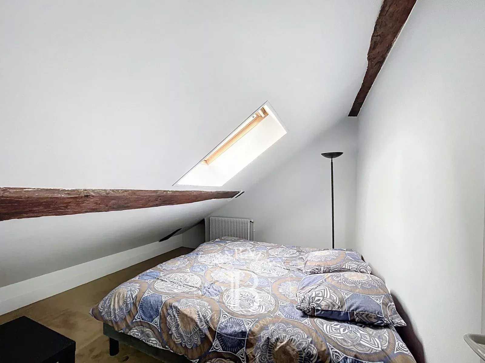 Paris  - Appartement 2 Pi&egrave;ces, 1 Chambre