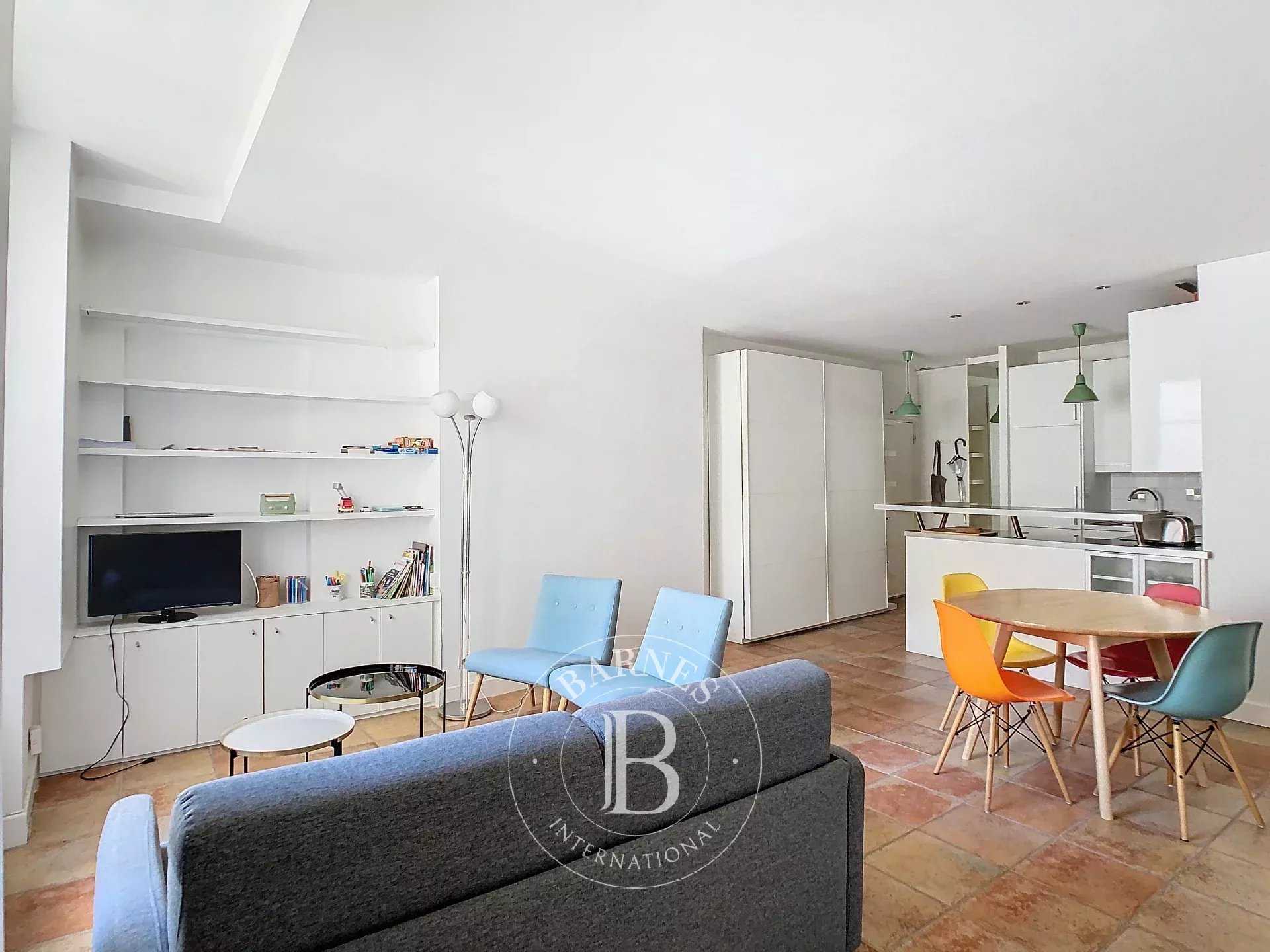 Paris  - Piso 3 Cuartos, 1 Habitacion