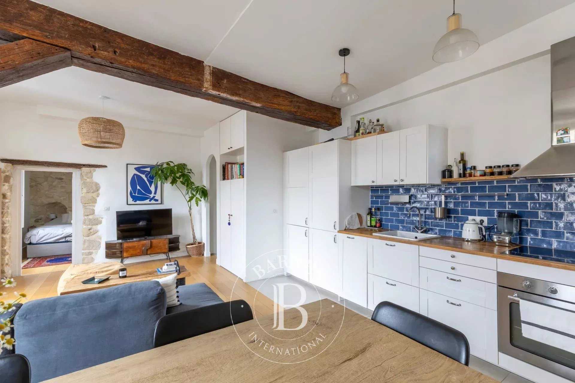 Paris  - Piso 2 Cuartos, 1 Habitacion