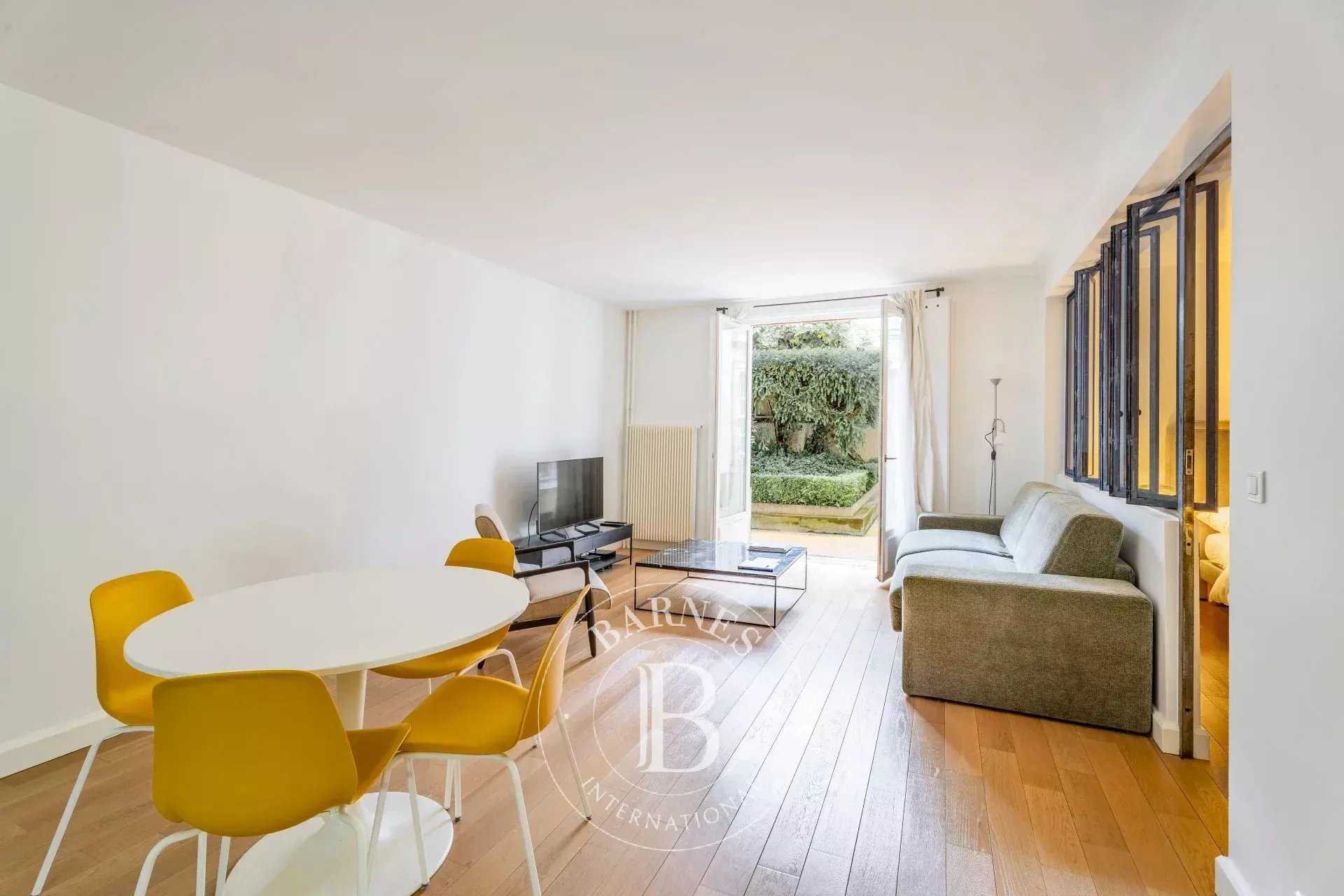 Paris  - Apartment 