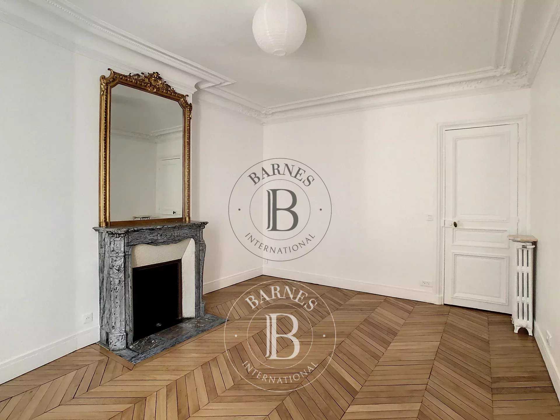 Paris  - Apartment 