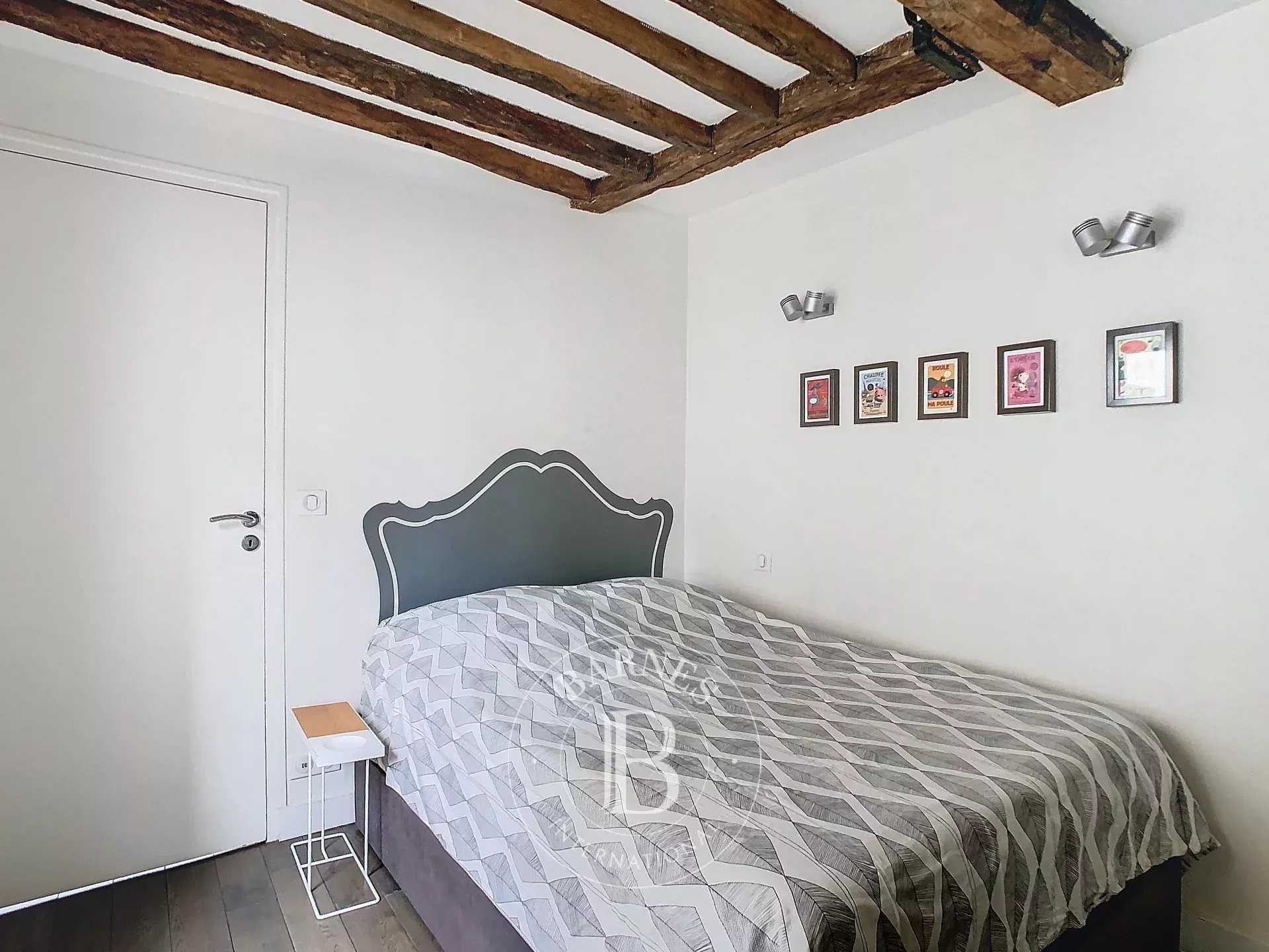 Paris  - Piso 2 Cuartos, 1 Habitacion