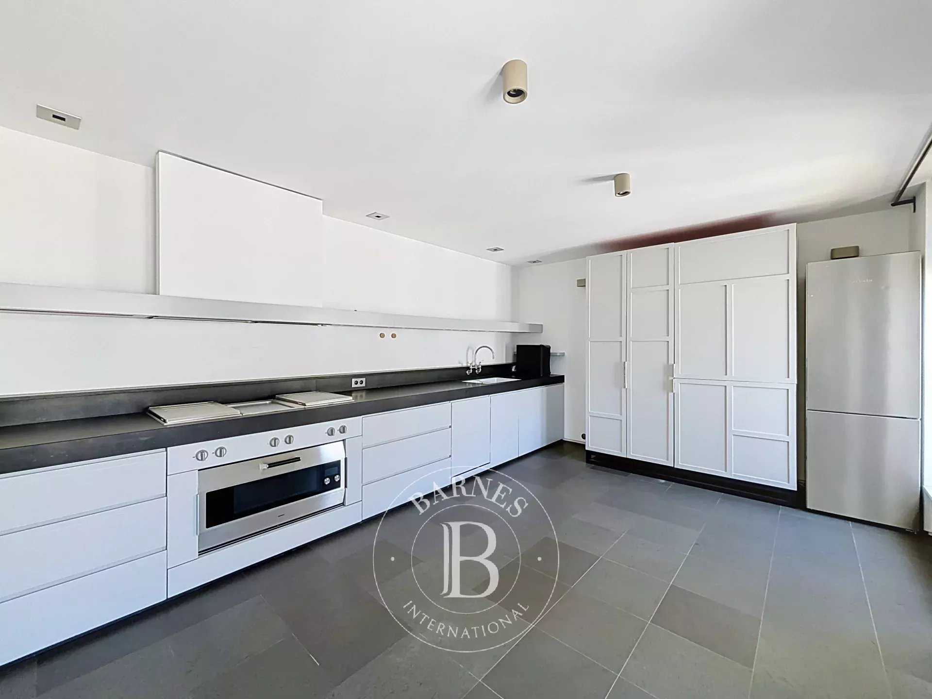 Paris  - Apartment 3 Bedrooms