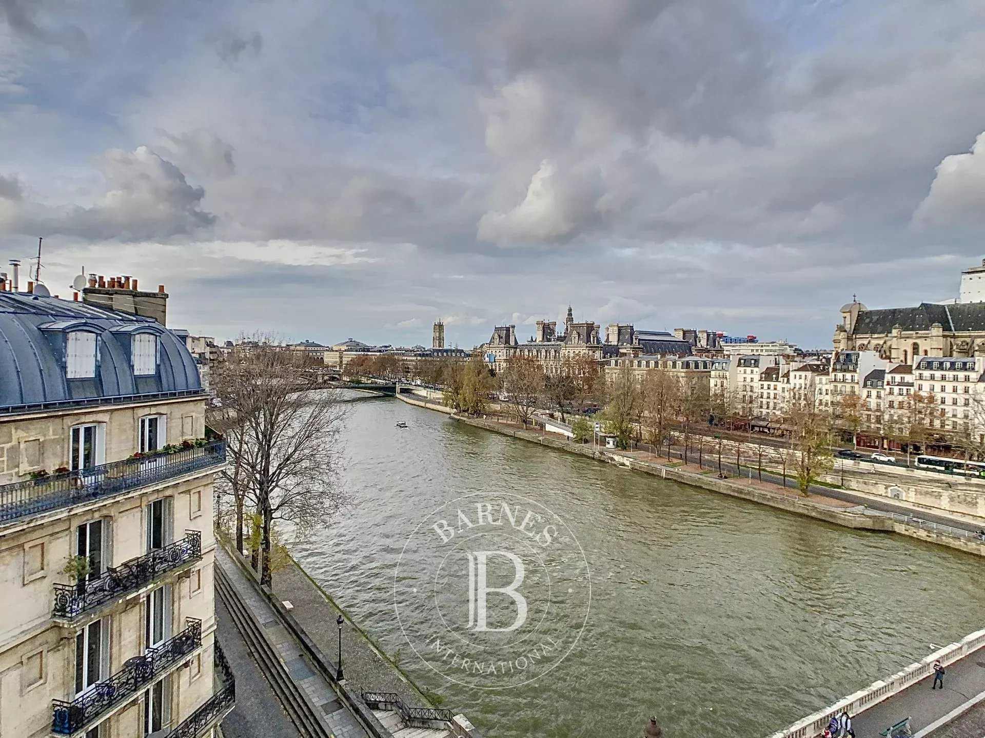 Piso Paris 75004  -  ref 83642472 (picture 2)