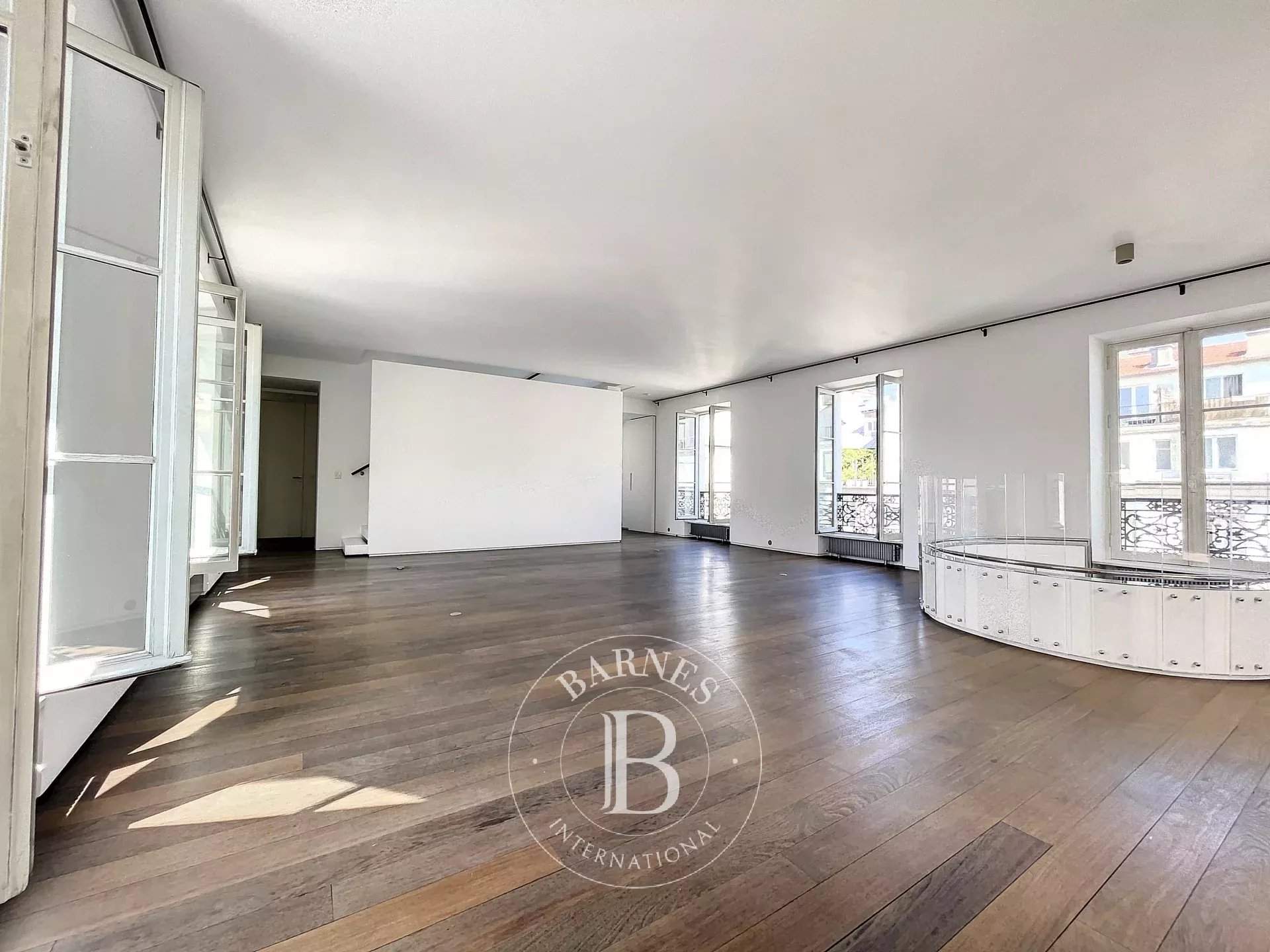 Paris  - Apartment 3 Bedrooms - picture 4
