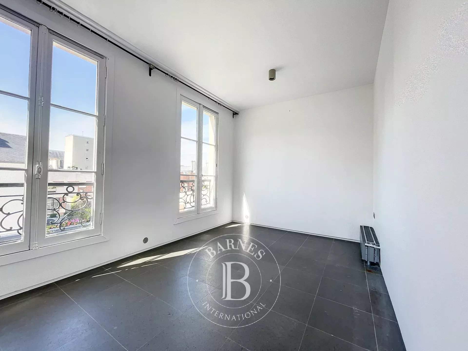 Paris  - Apartment 3 Bedrooms - picture 17