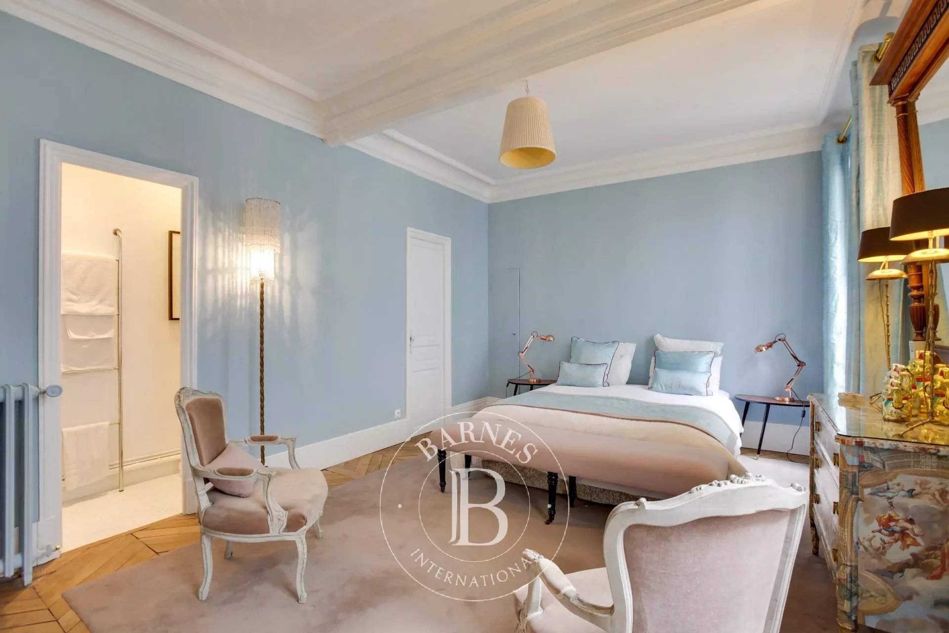 Paris  - Apartment 2 Bedrooms - picture 8