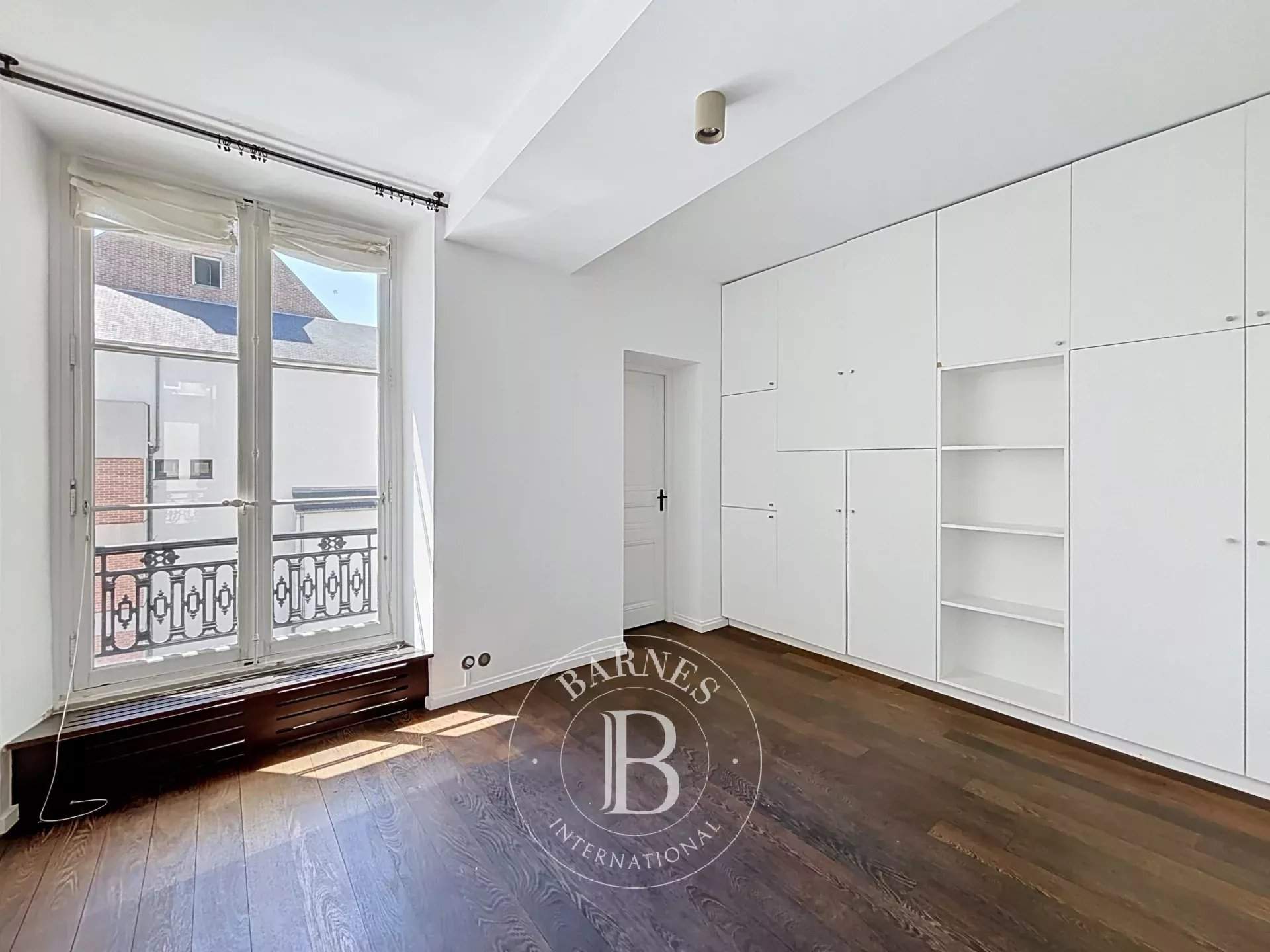 Paris  - Apartment 3 Bedrooms - picture 10