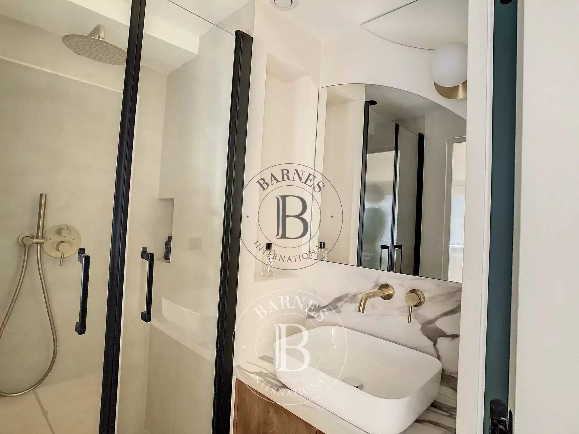 Paris  - Apartment  - picture 11