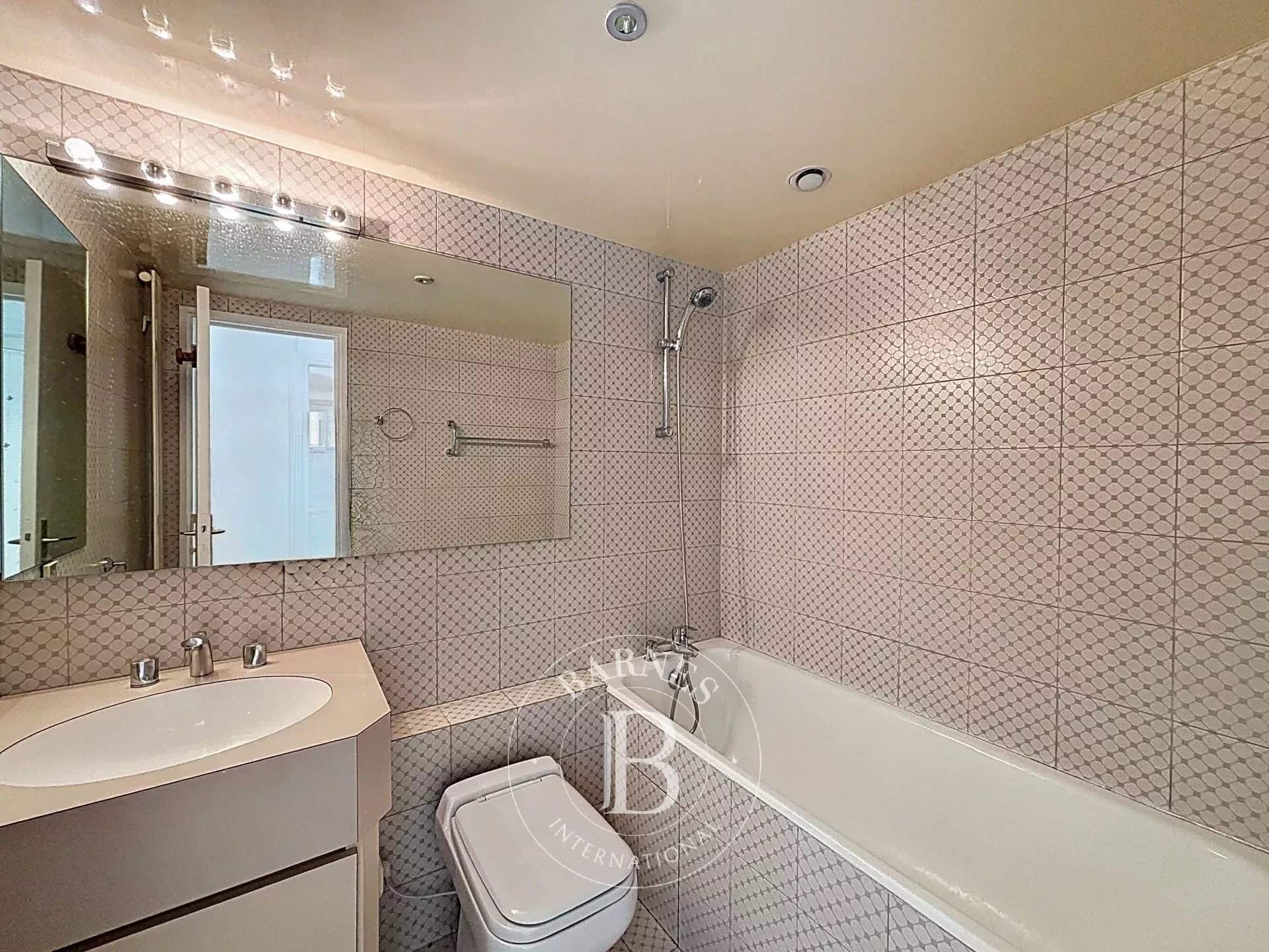 Paris  - Appartement 4 Pièces 3 Chambres - picture 12