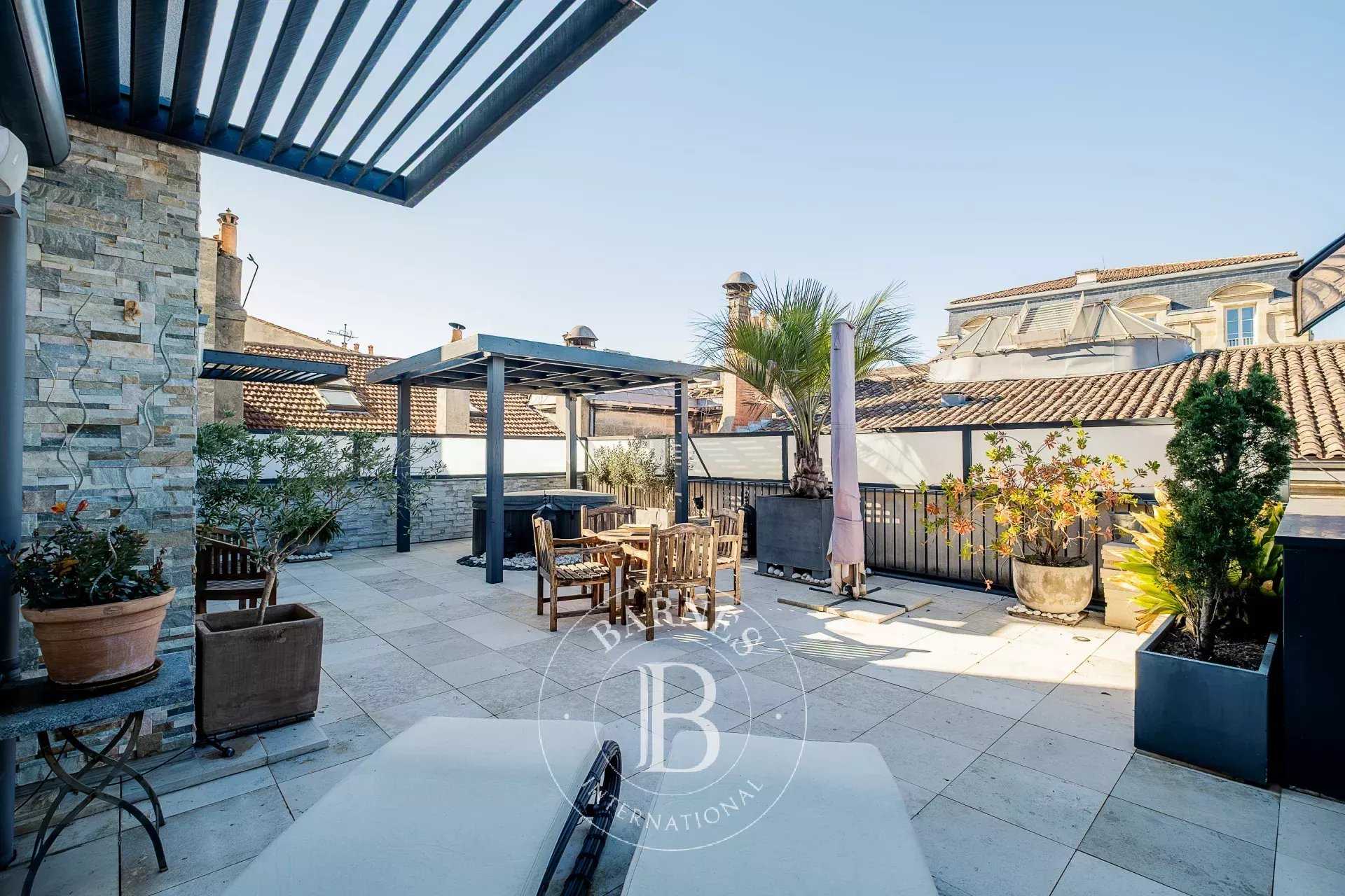 Bordeaux  - Appartement 6 Pi&egrave;ces 3 Chambres