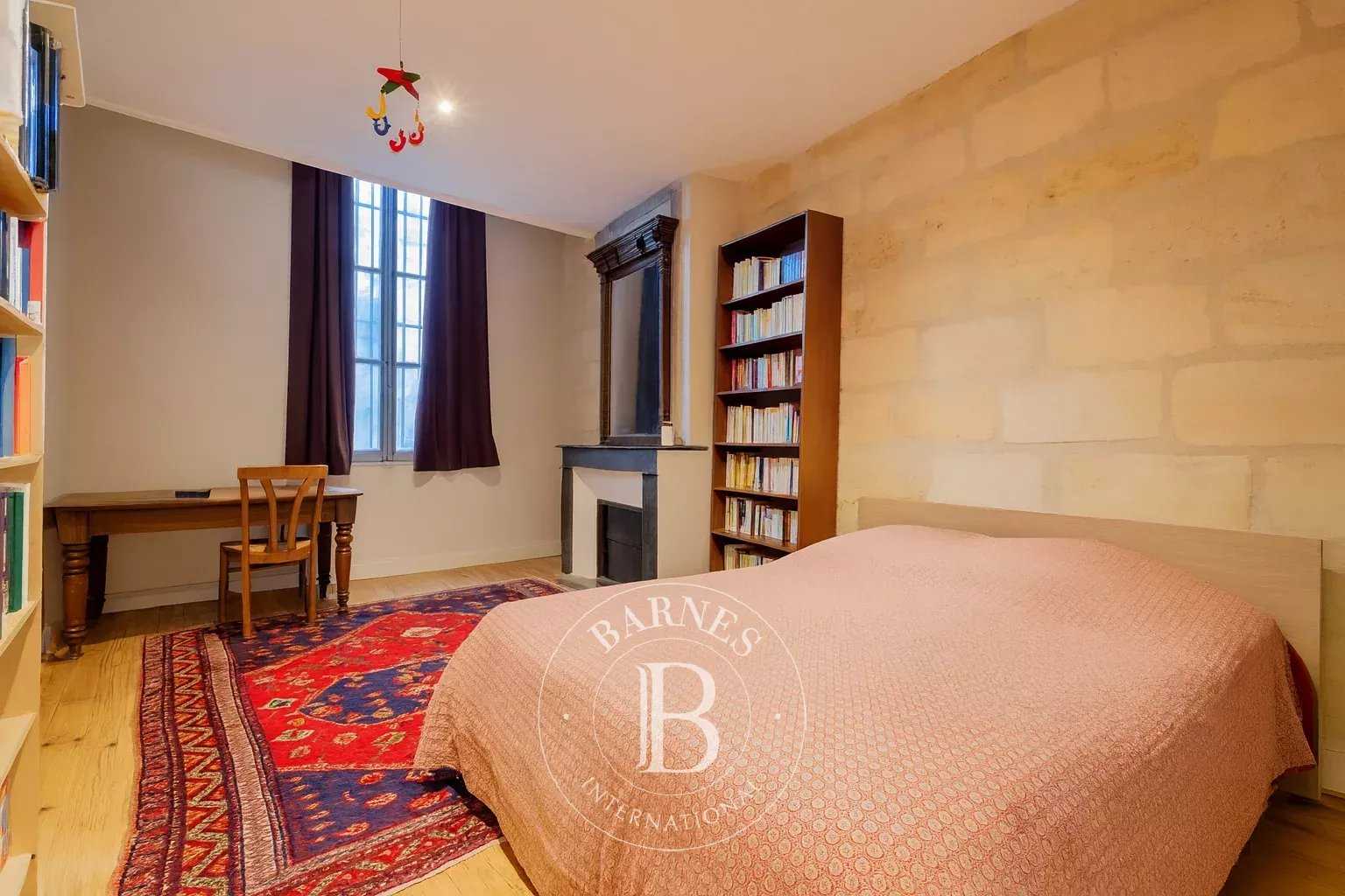 Bordeaux  - Apartment 2 Bedrooms