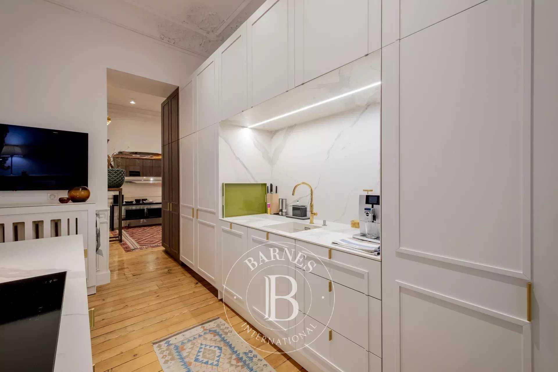 Bordeaux  - Apartment 3 Bedrooms