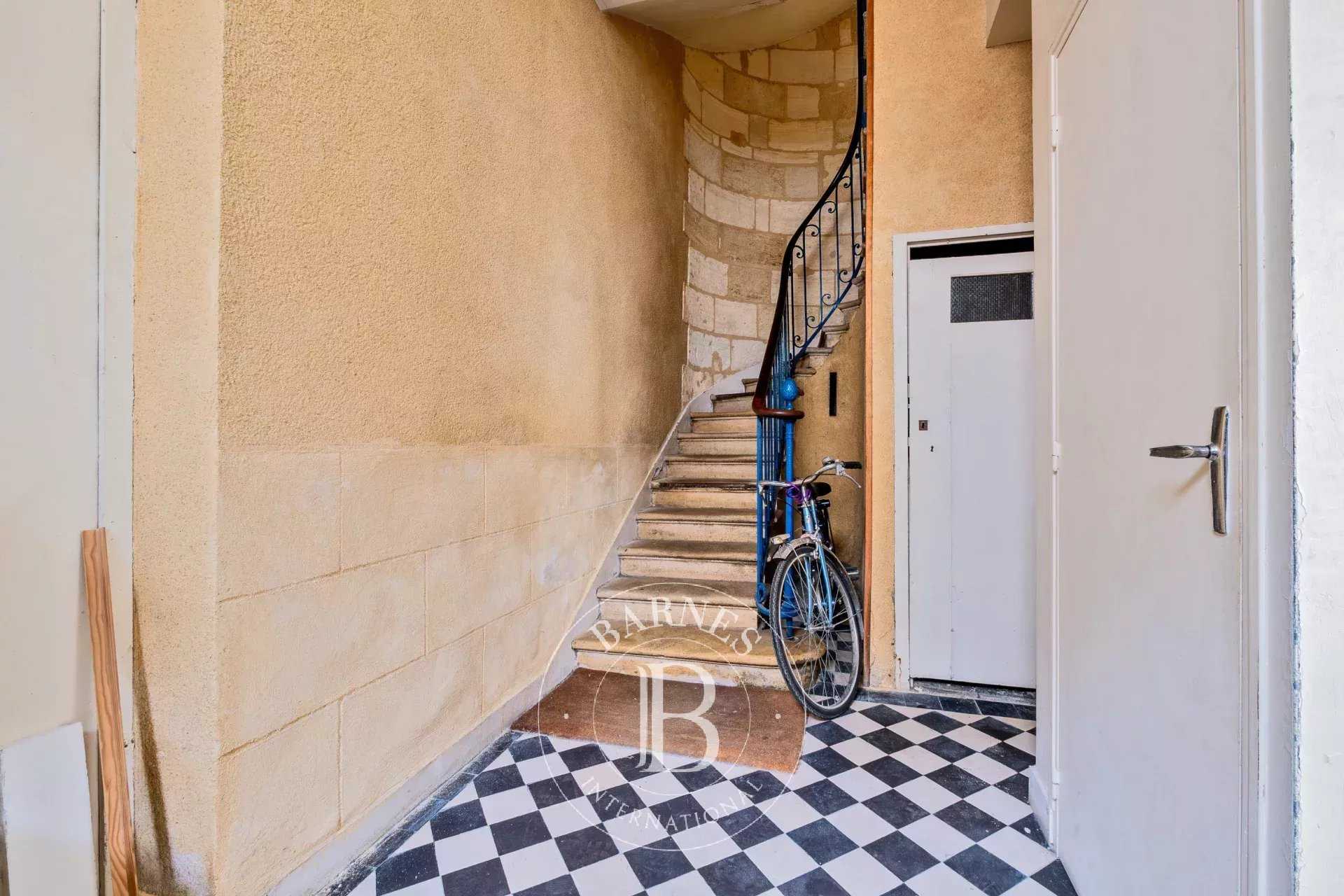 Bordeaux  - Edificio 6 Cuartos