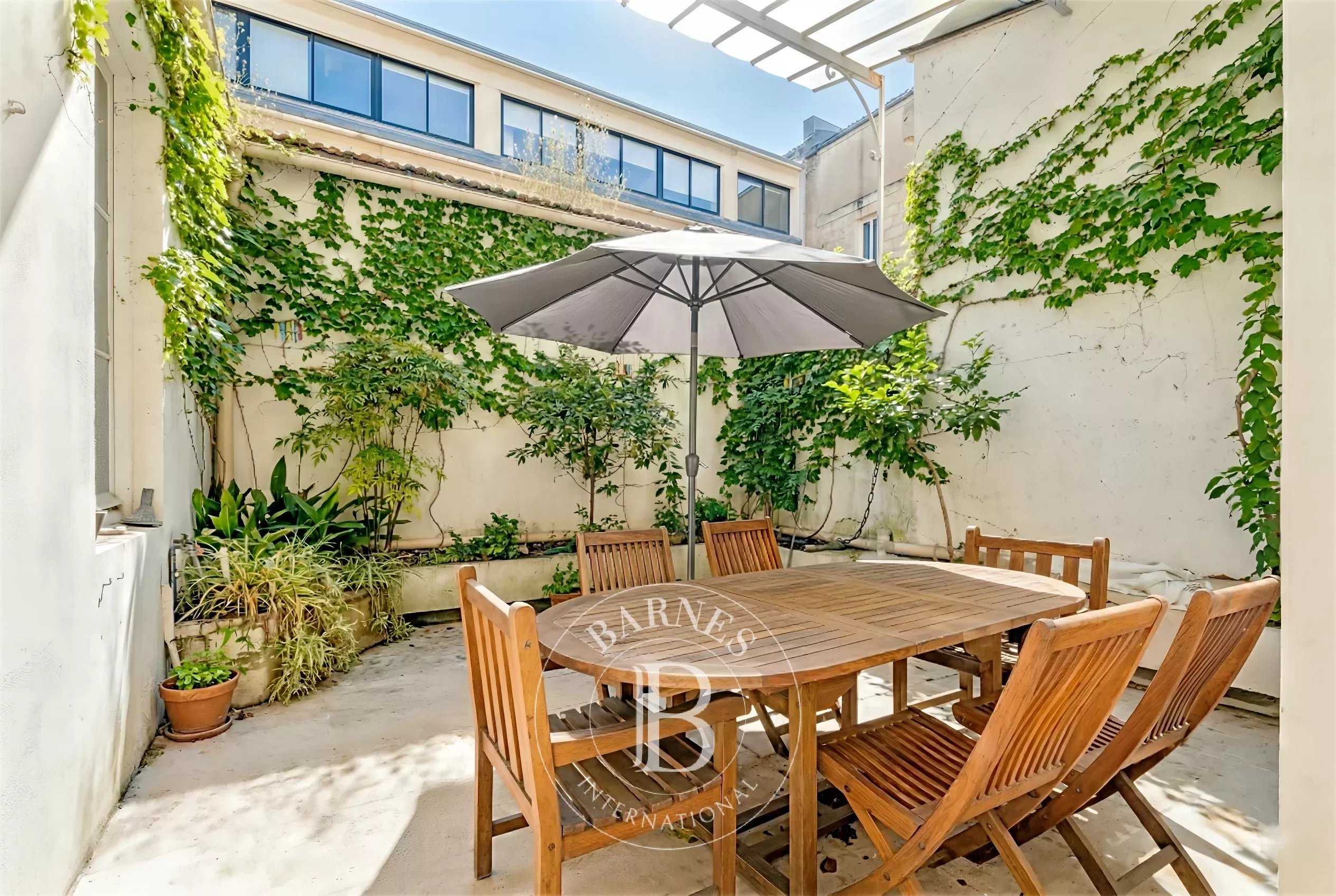 Bordeaux  - Appartement 5 Pi&egrave;ces 3 Chambres