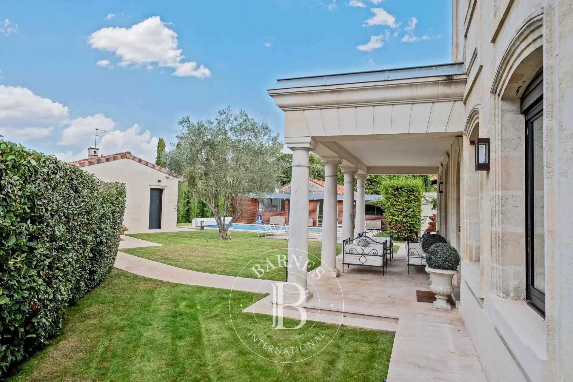 Bordeaux  - House 6 Bedrooms