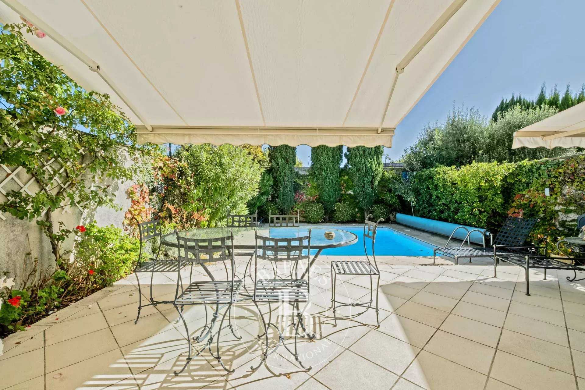 Bordeaux  - House 6 Bedrooms