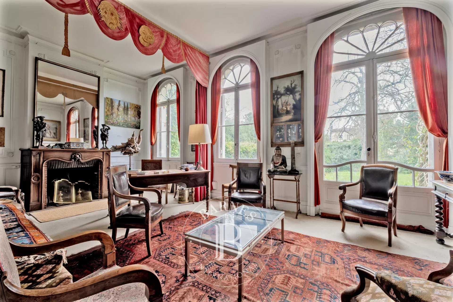 Bordeaux  - Casa 15 Cuartos 8 Habitaciones