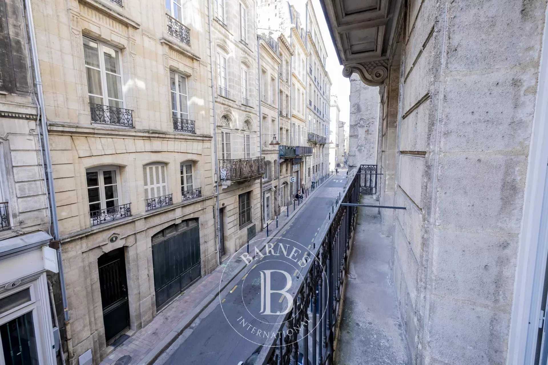 Bordeaux  - Appartement 5 Pièces 2 Chambres