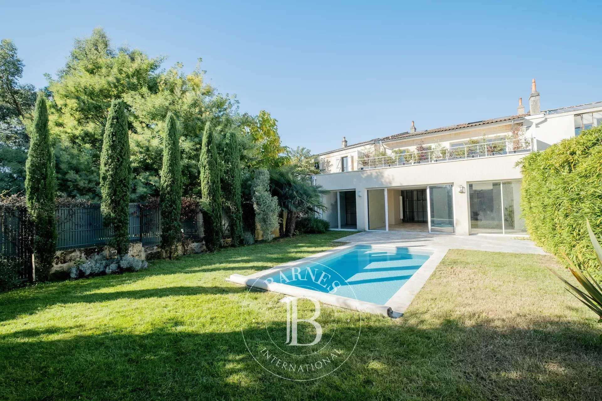 Bordeaux  - Appartement 4 Pi&egrave;ces 3 Chambres