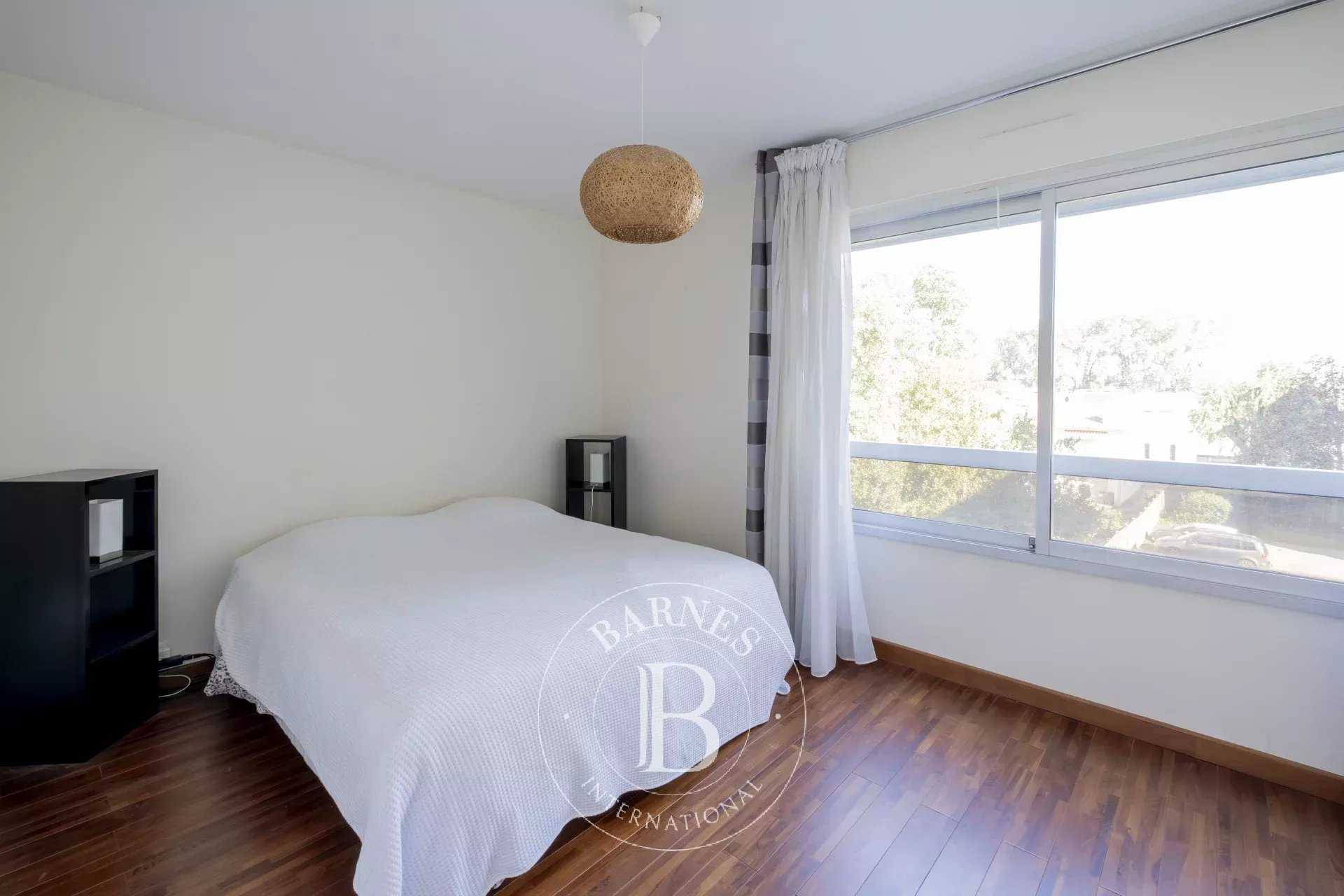 Le Bouscat  - Appartement 4 Pièces 2 Chambres