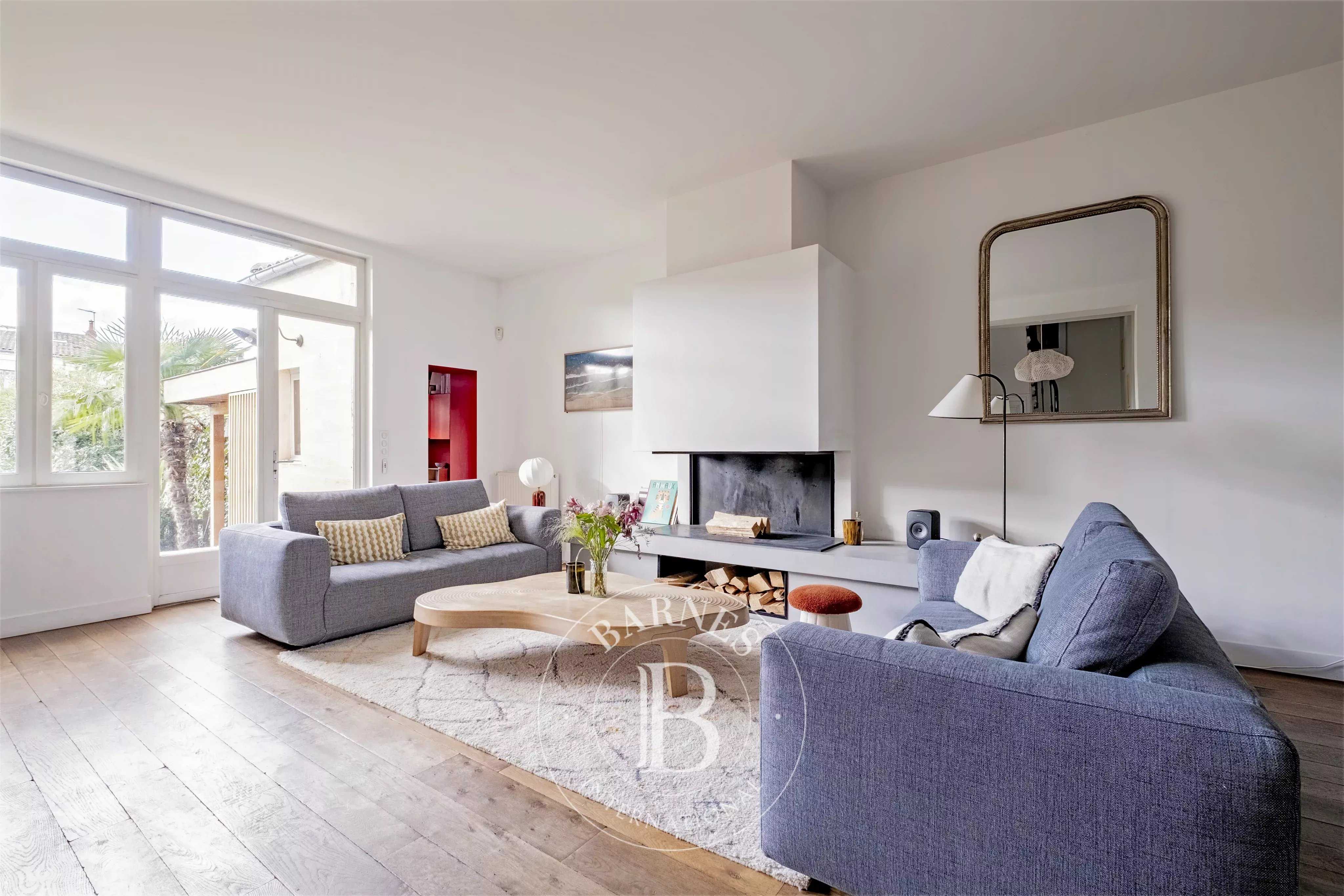 Bordeaux  - Maison 9 Pi&egrave;ces 6 Chambres